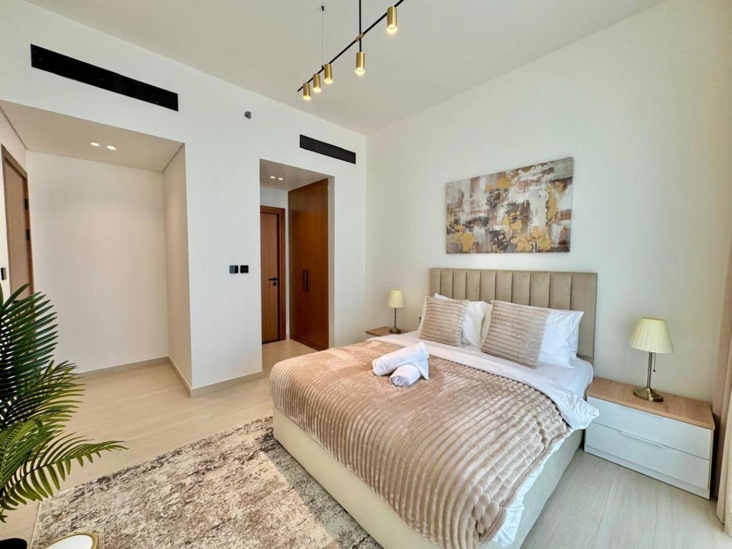 Charming 1br W Elegant Interiors Dubai