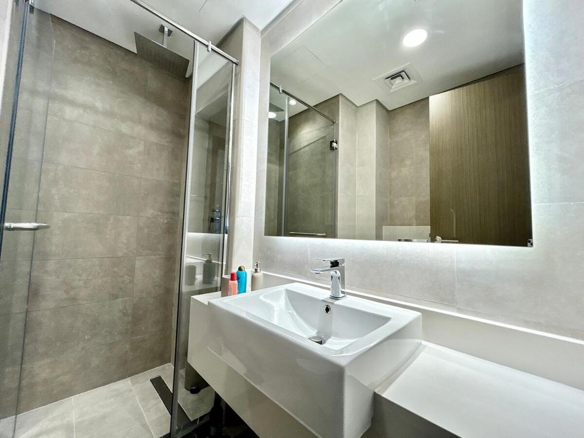 Homes2retreat - Elegant In Jvc, Apartment *