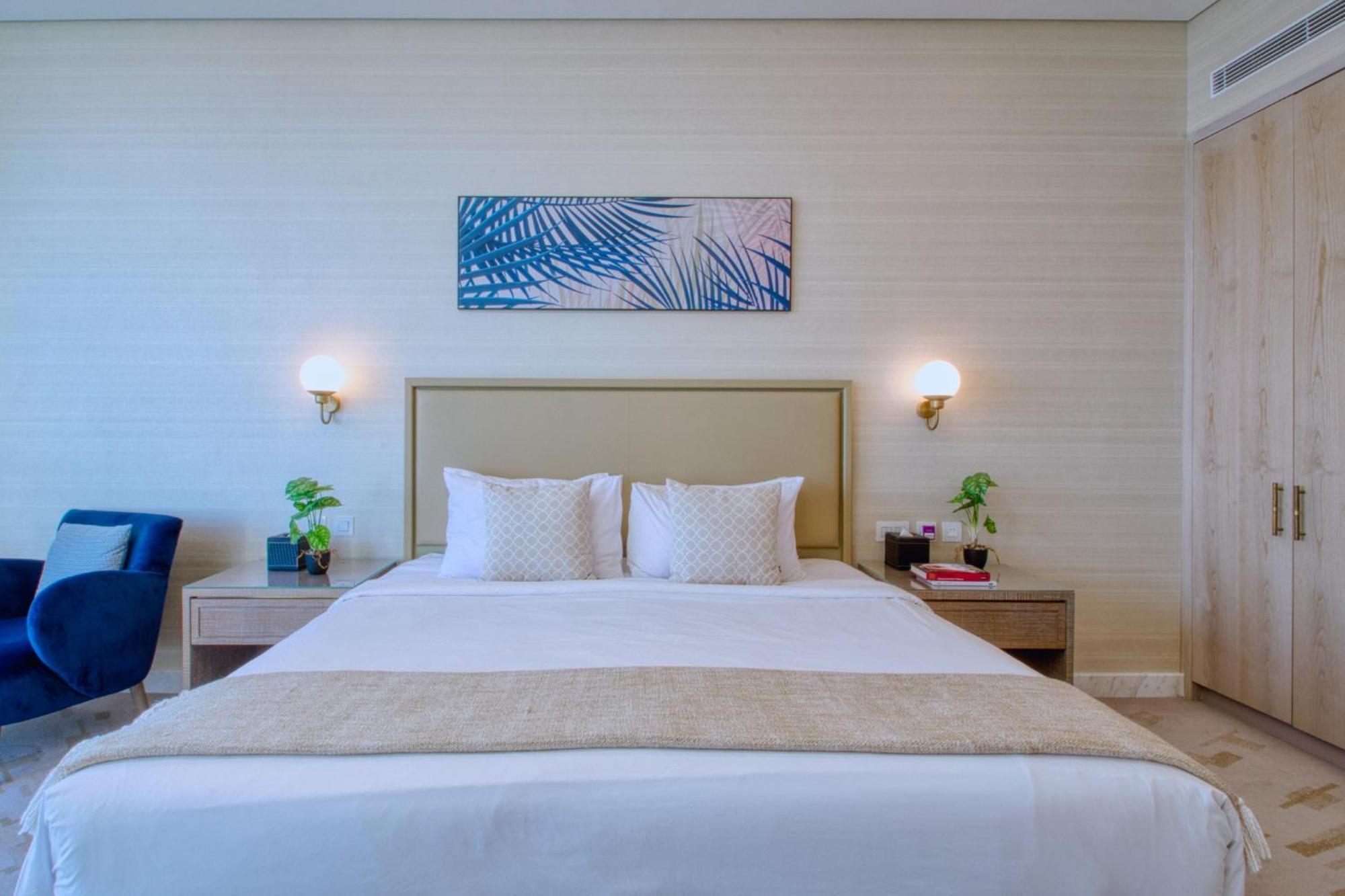 Apartment Iconic Views At The Palm Tower Vista Oases Dubai