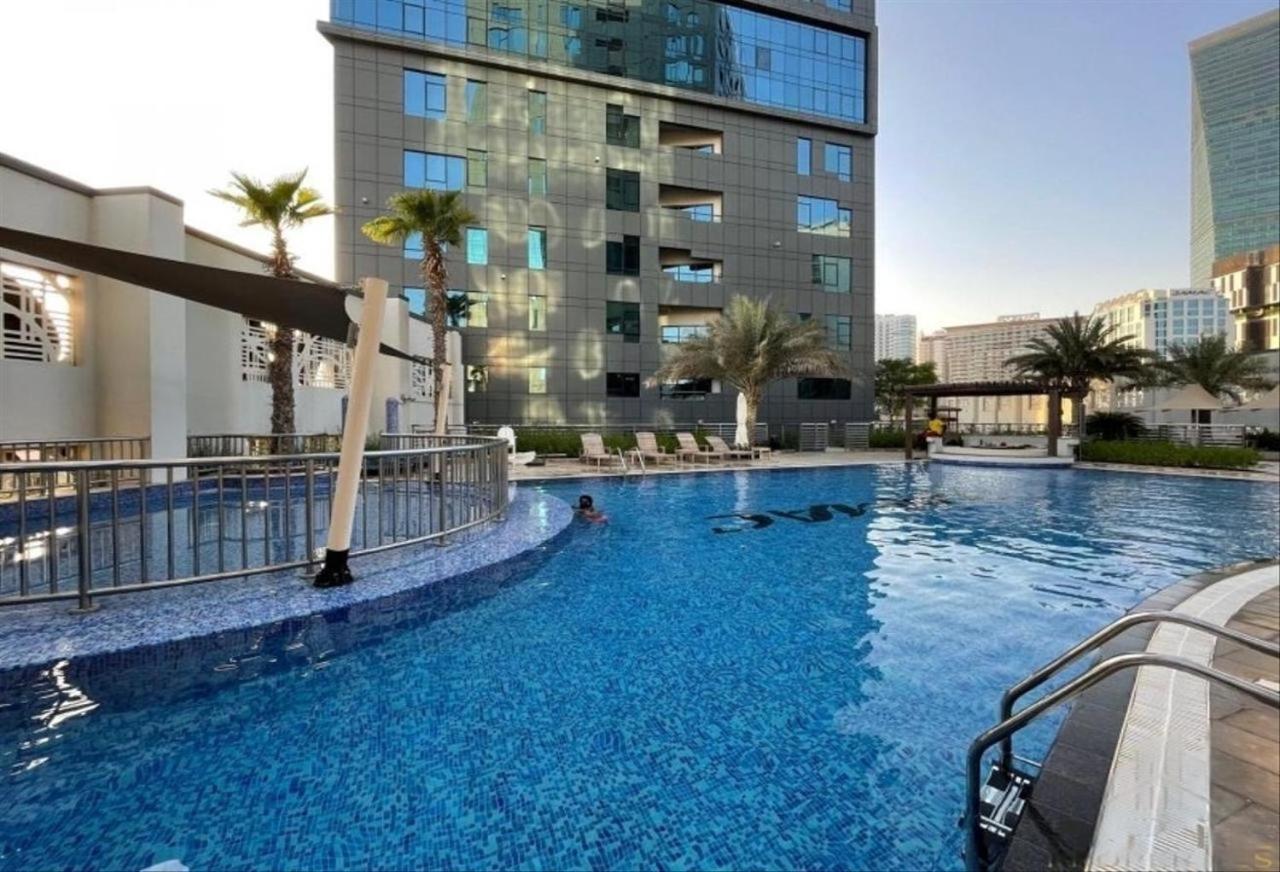 Spacious 1br - Balcony & Pool View - Capital Bay Dubai
