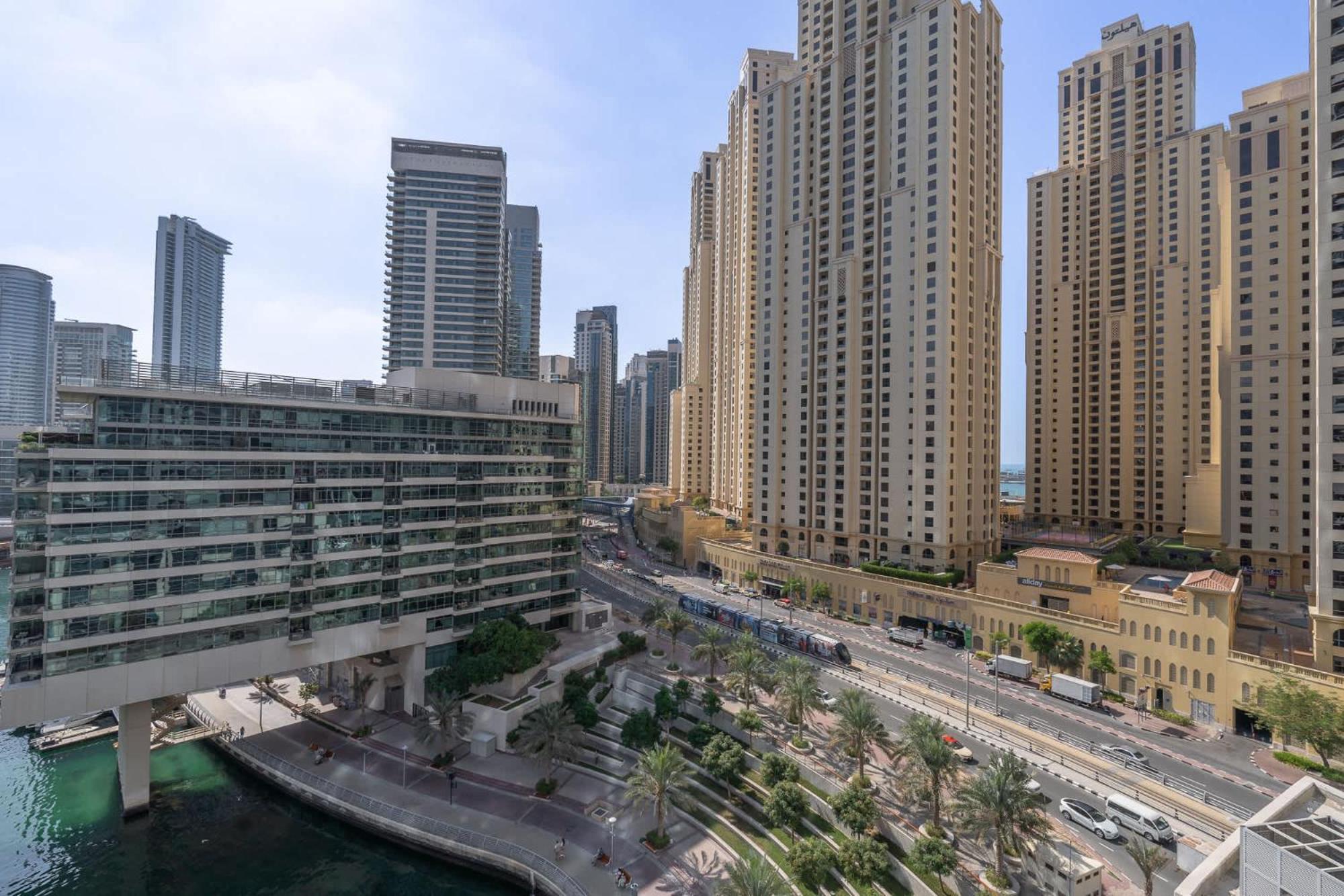 Chic Marina-view In Bay Marina Dubai