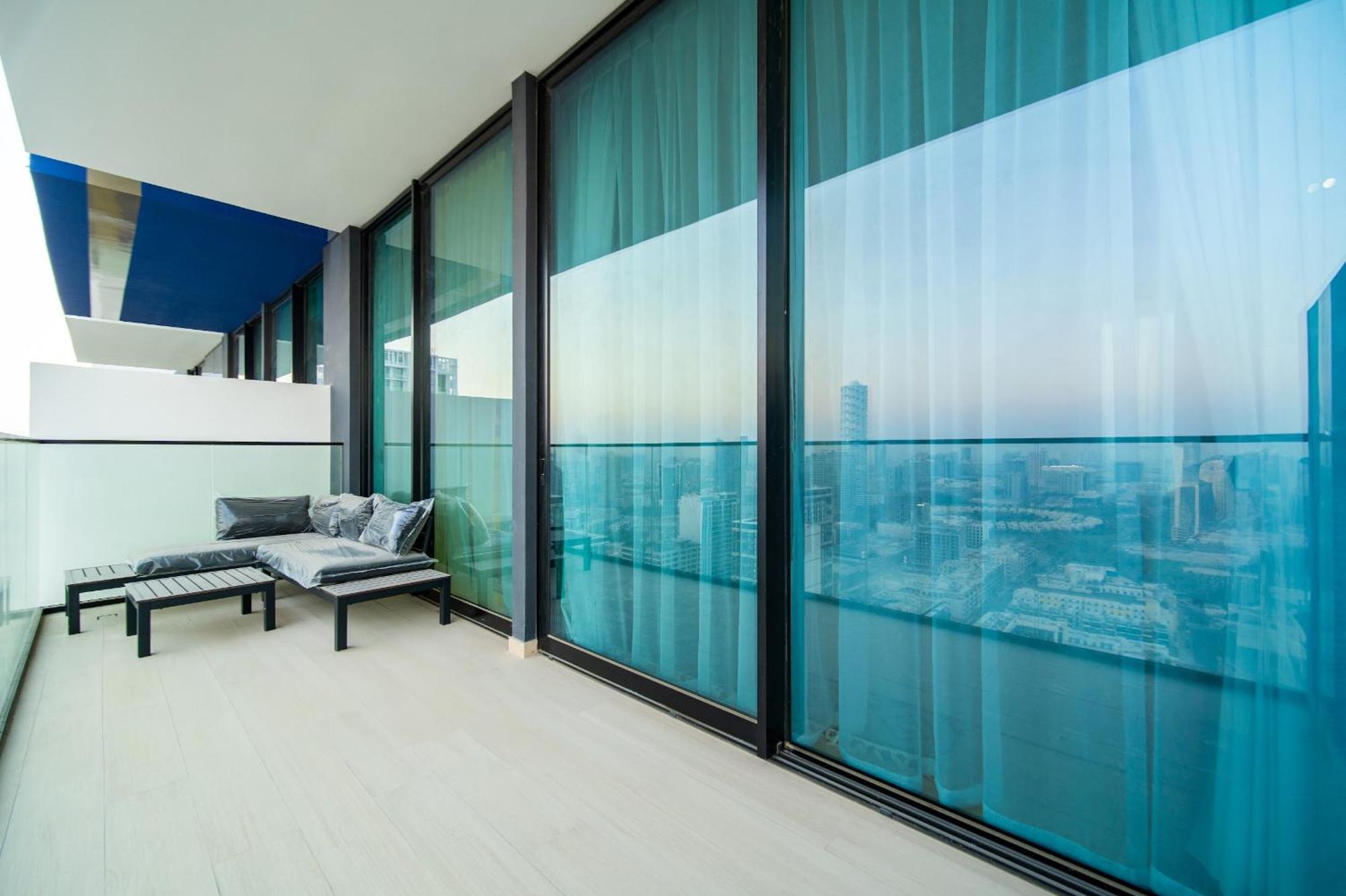 Apartment New Jvc 1br With 29th Floor View - Calm And Kid-ready