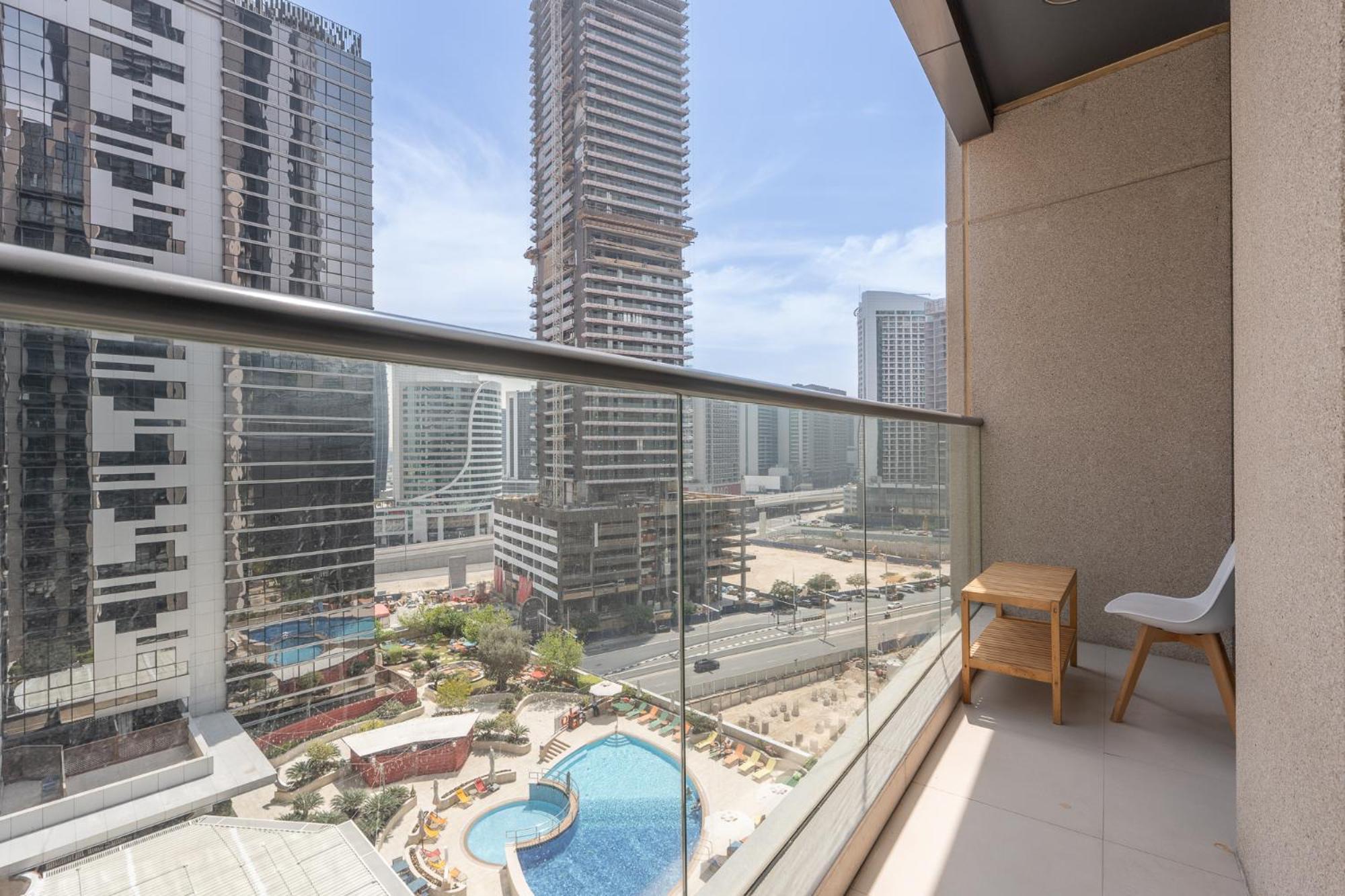 Heaven Crest Downtown - 3 Bedroom 2 Minute Walk To Mall And Burj Khalifa Apartment *