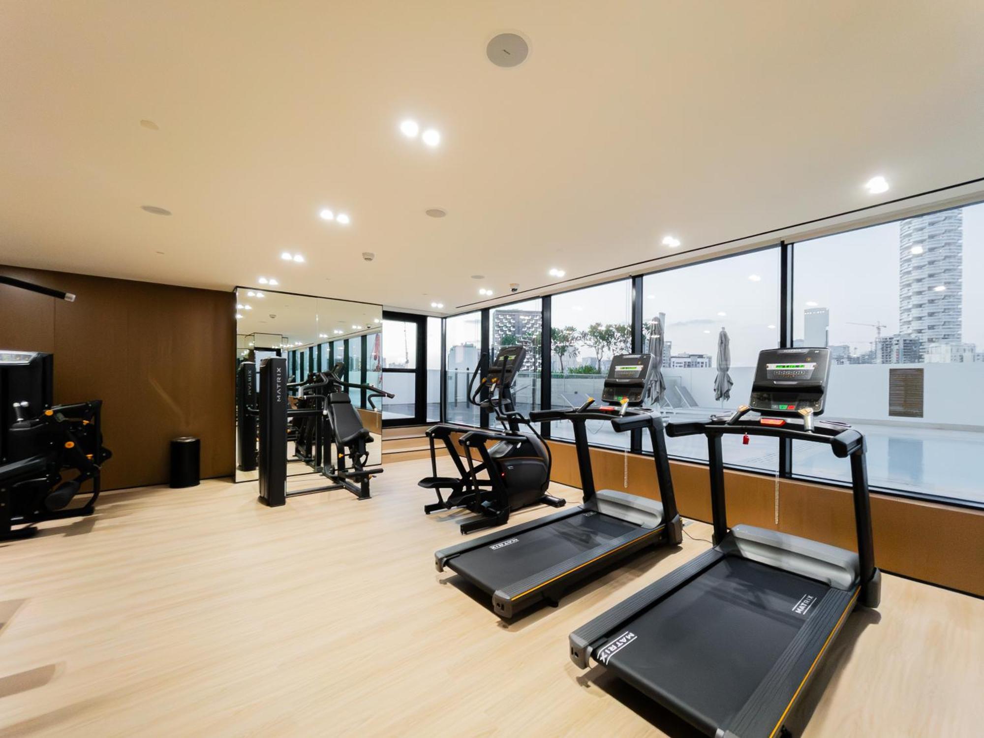 Jvc 1br With Skyline View - Near Circle Park & Marina