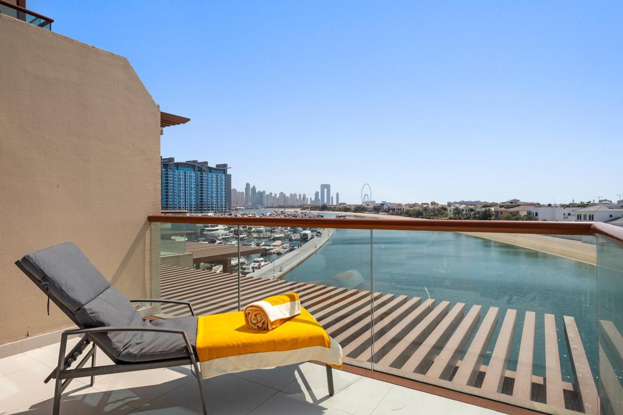Apartment Cozy Sea View Palm Views West At Palm Jumeirah *