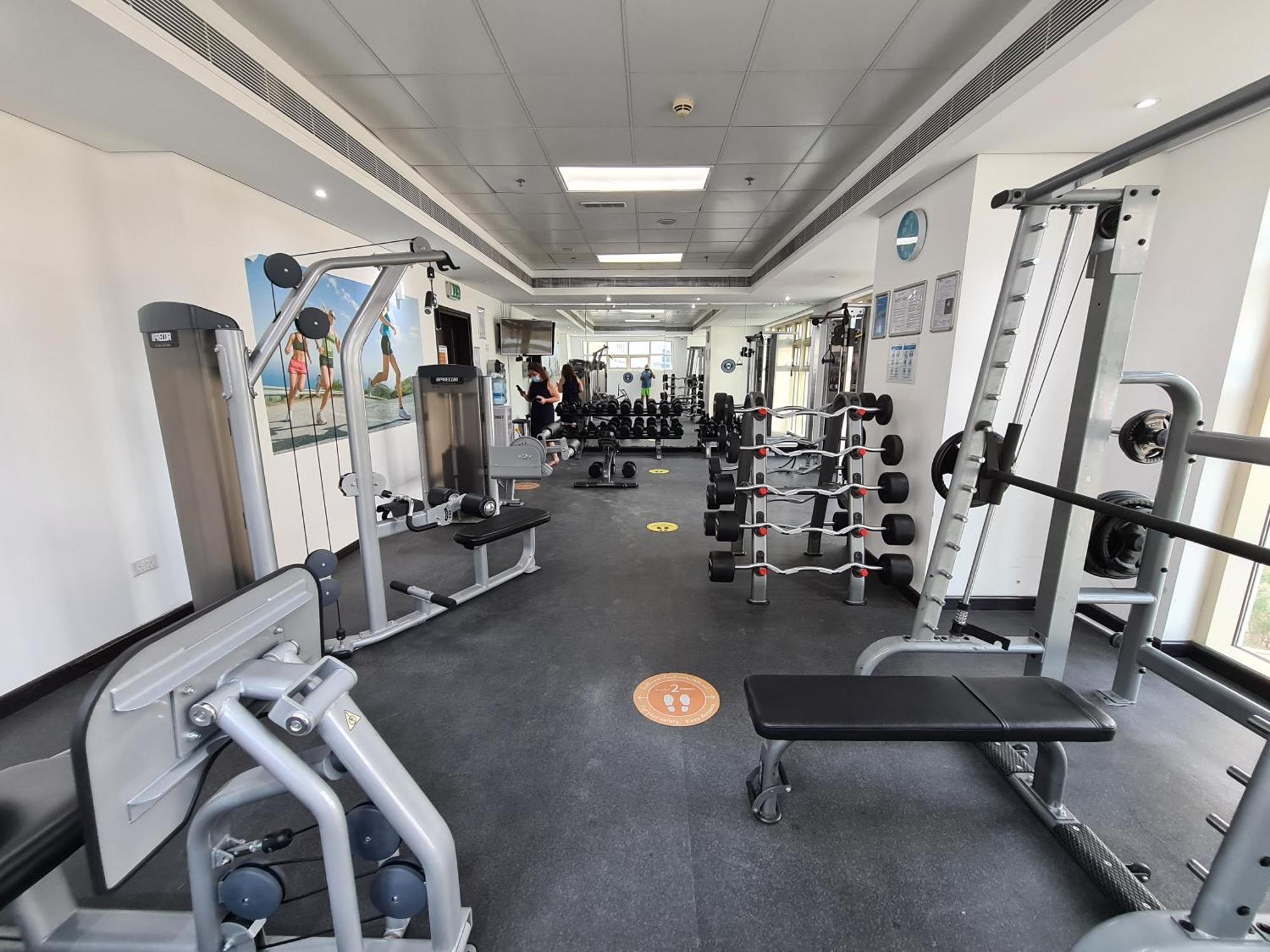 Sunrise Homes - Poolside 1 Bedroom Near Jbr Beach * Dubai