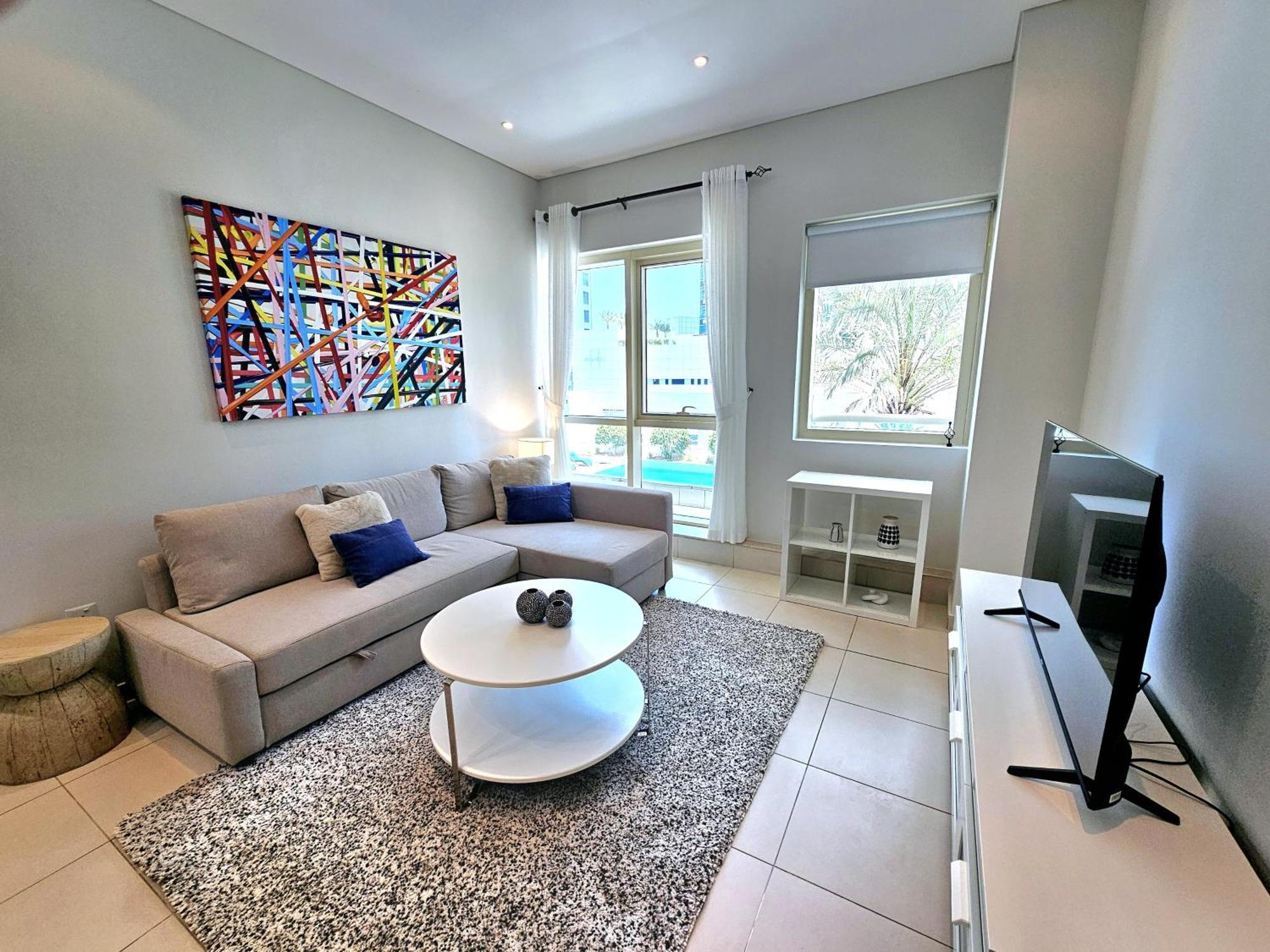 Sunrise Homes - Poolside 1 Bedroom Near Jbr Beach *