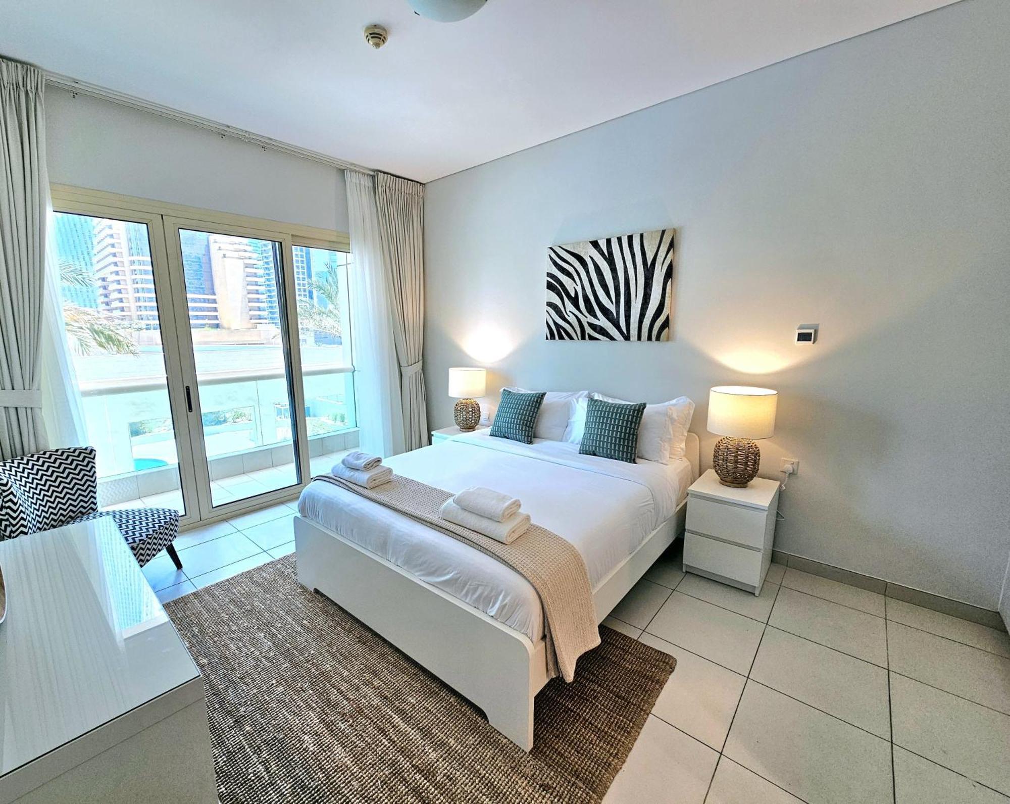 Apartment Sunrise Homes - Poolside 1 Bedroom Near Jbr Beach