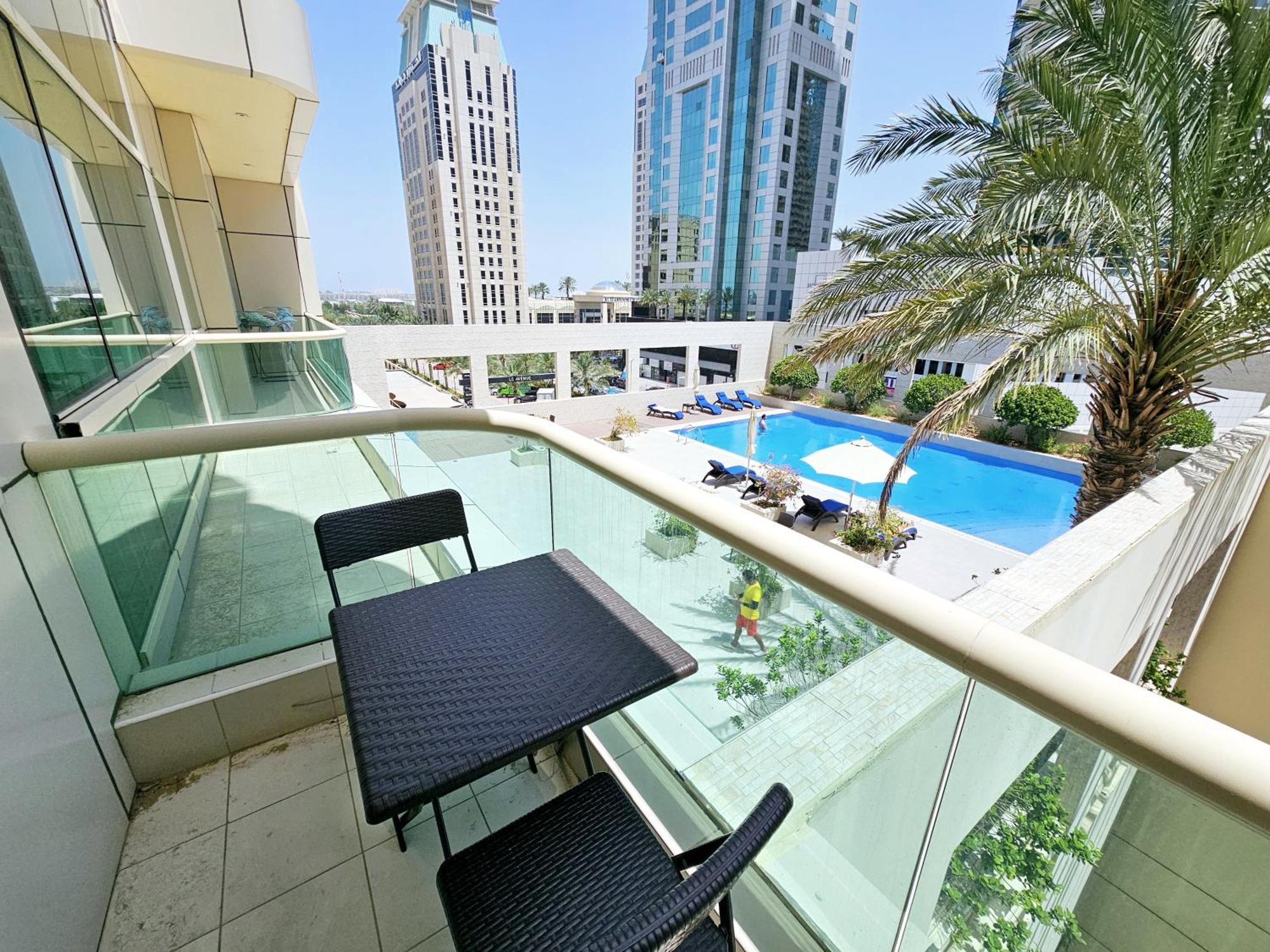 Sunrise Homes - Poolside 1 Bedroom Near Jbr Beach Apartment Dubai