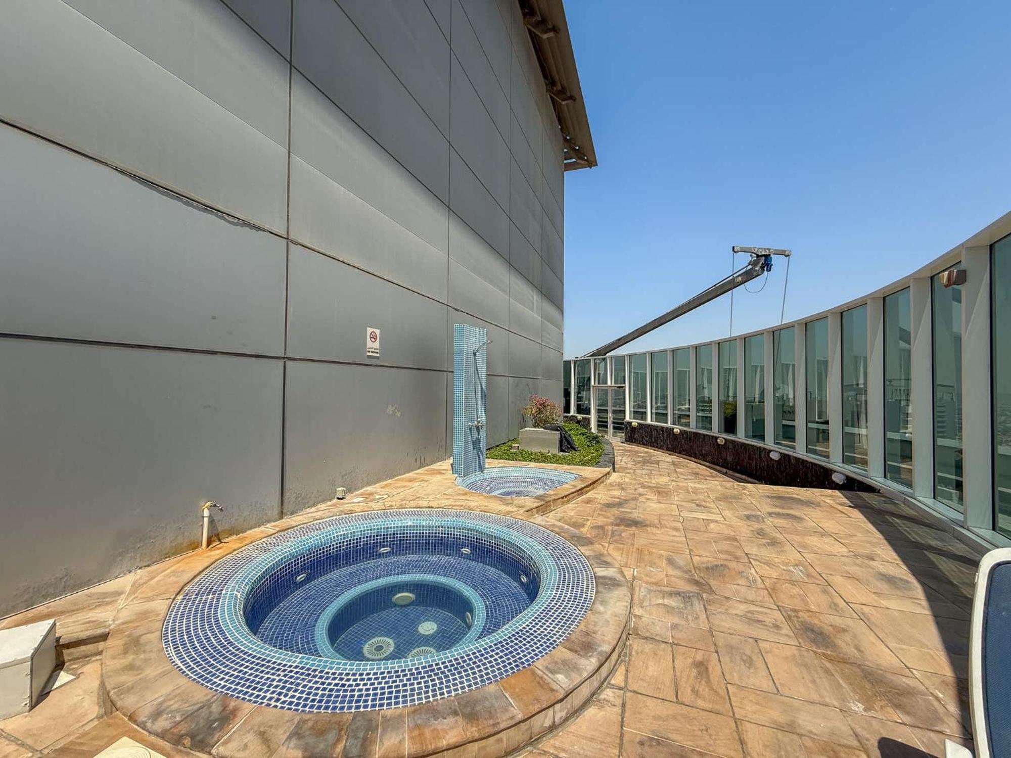 Apartment In Madison Residency The Center