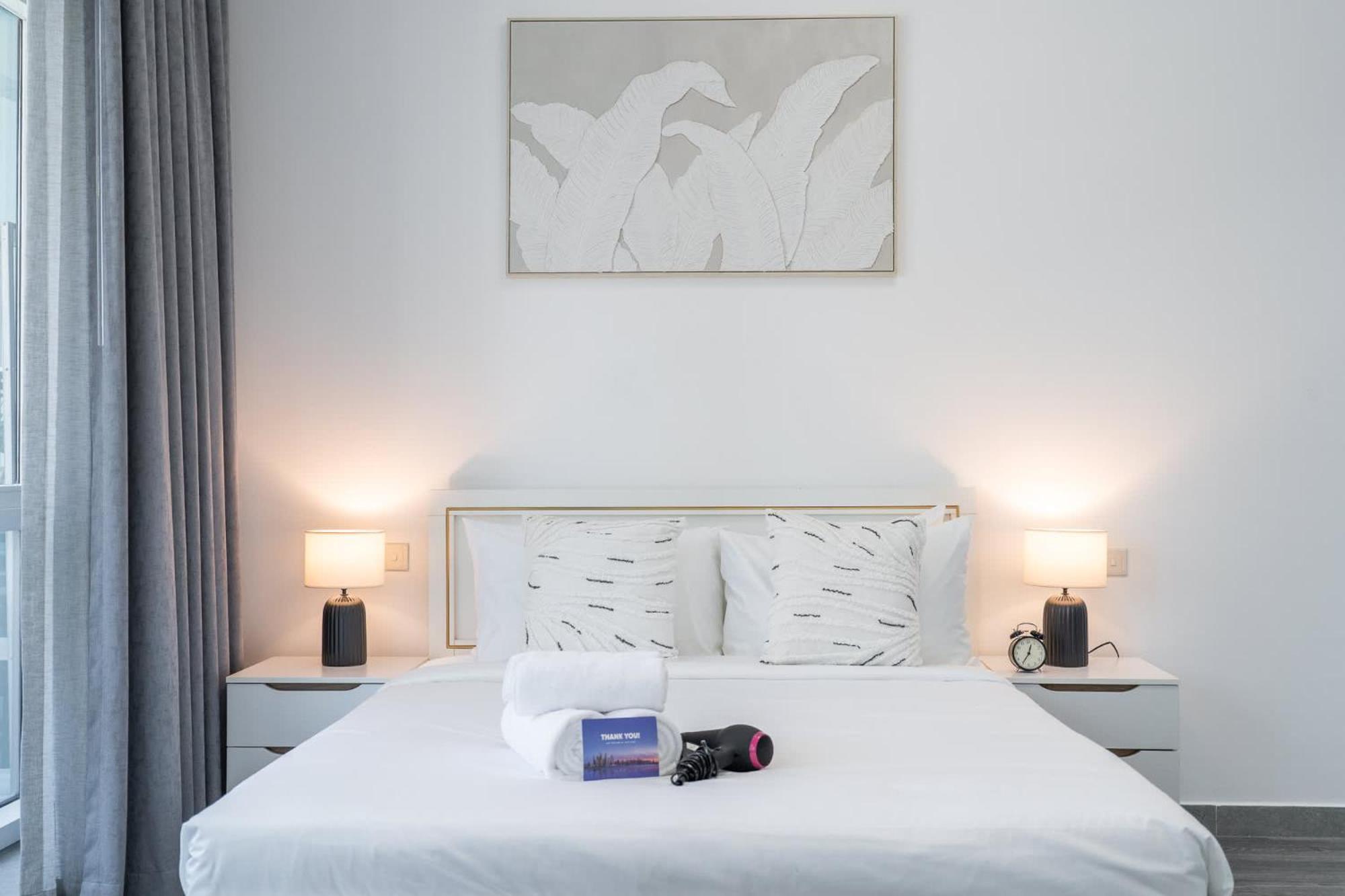 In Madison Residency The Center Apartment *