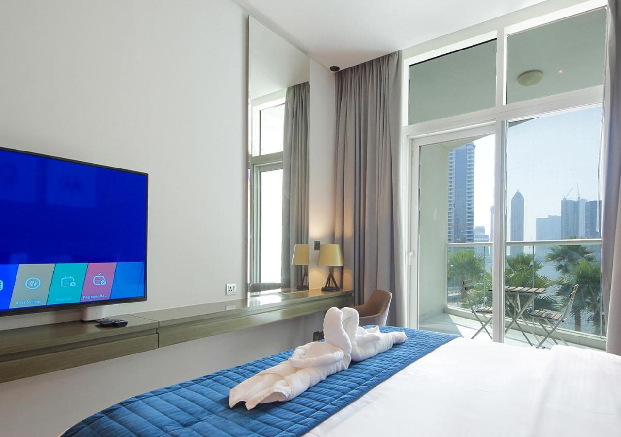 Stunning Pool View Damac Prive, Business Bay