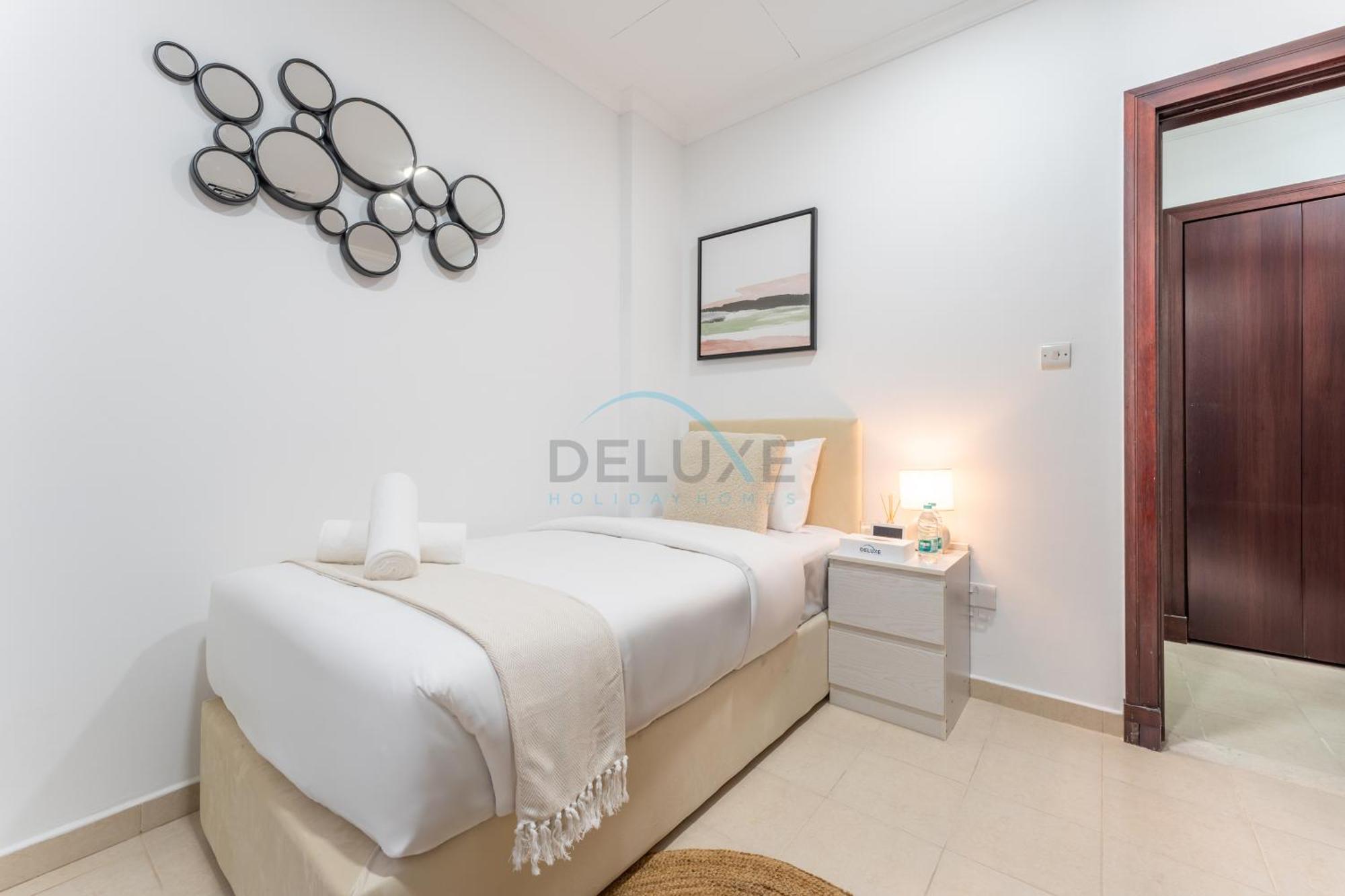 Beachfront 6br And Assistant's With Private Pool, Palm Villa, Palm Jumeirah By Deluxe Homes * Dubai