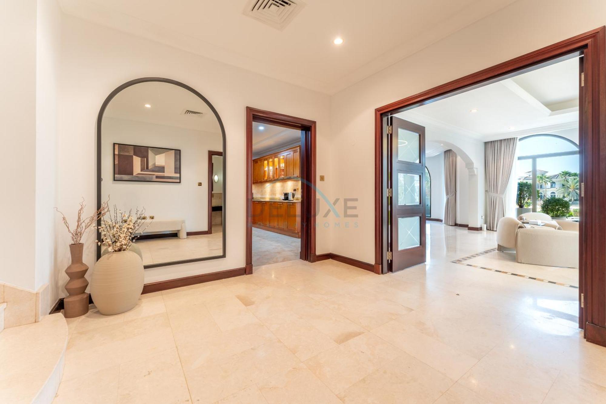 Beachfront 6br And Assistant's With Private Pool, Palm Villa, Palm Jumeirah By Deluxe Homes *
