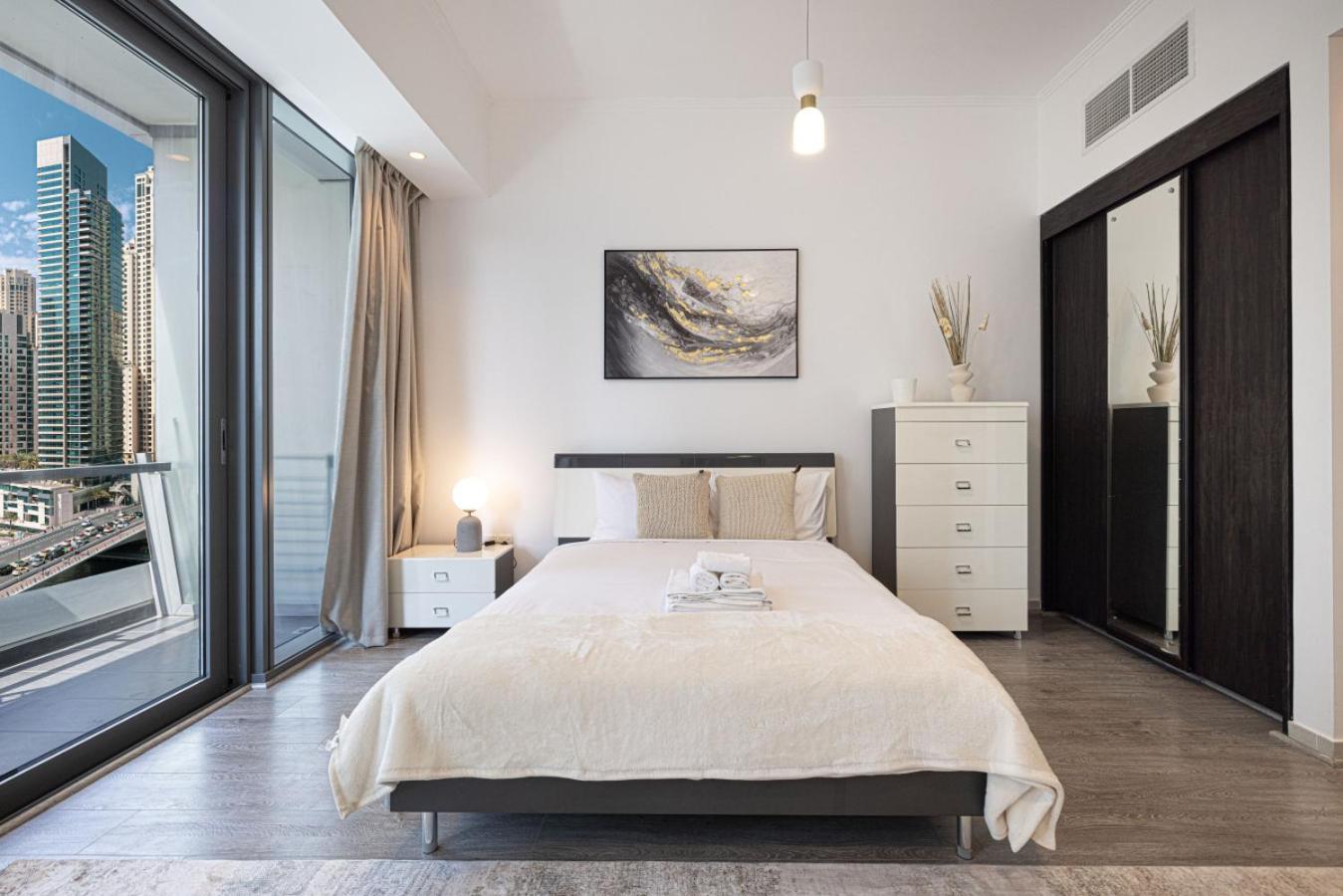 Waterfront Studio, Perfectly Located In Marina Dubai