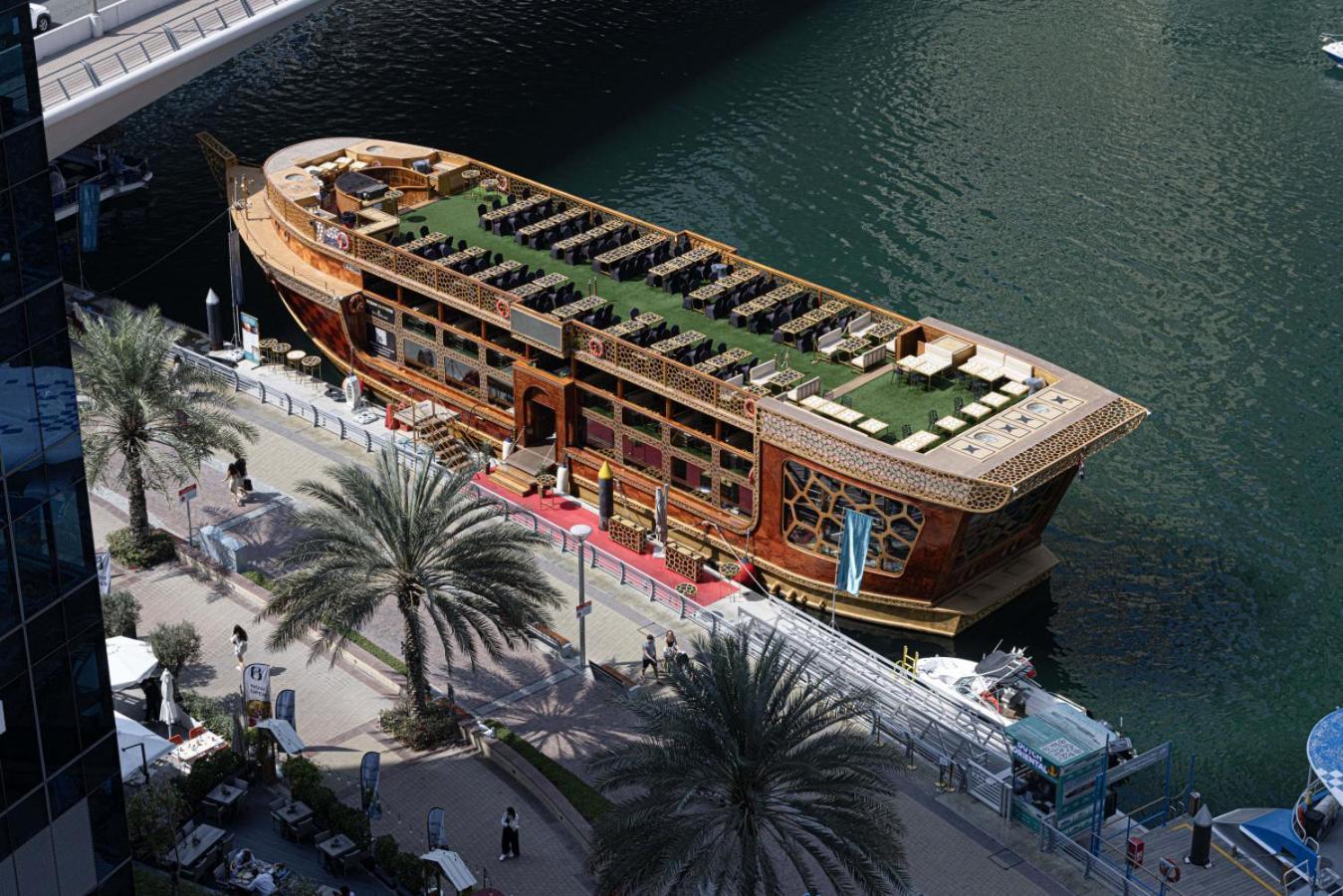 Apartment Waterfront Studio, Perfectly Located In Marina Dubai