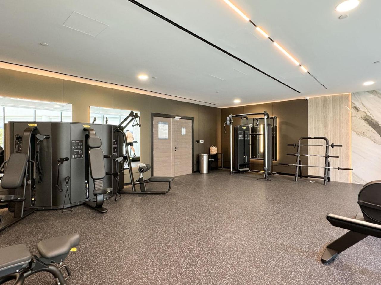 Waterfront Studio, Perfectly Located In Marina Dubai
