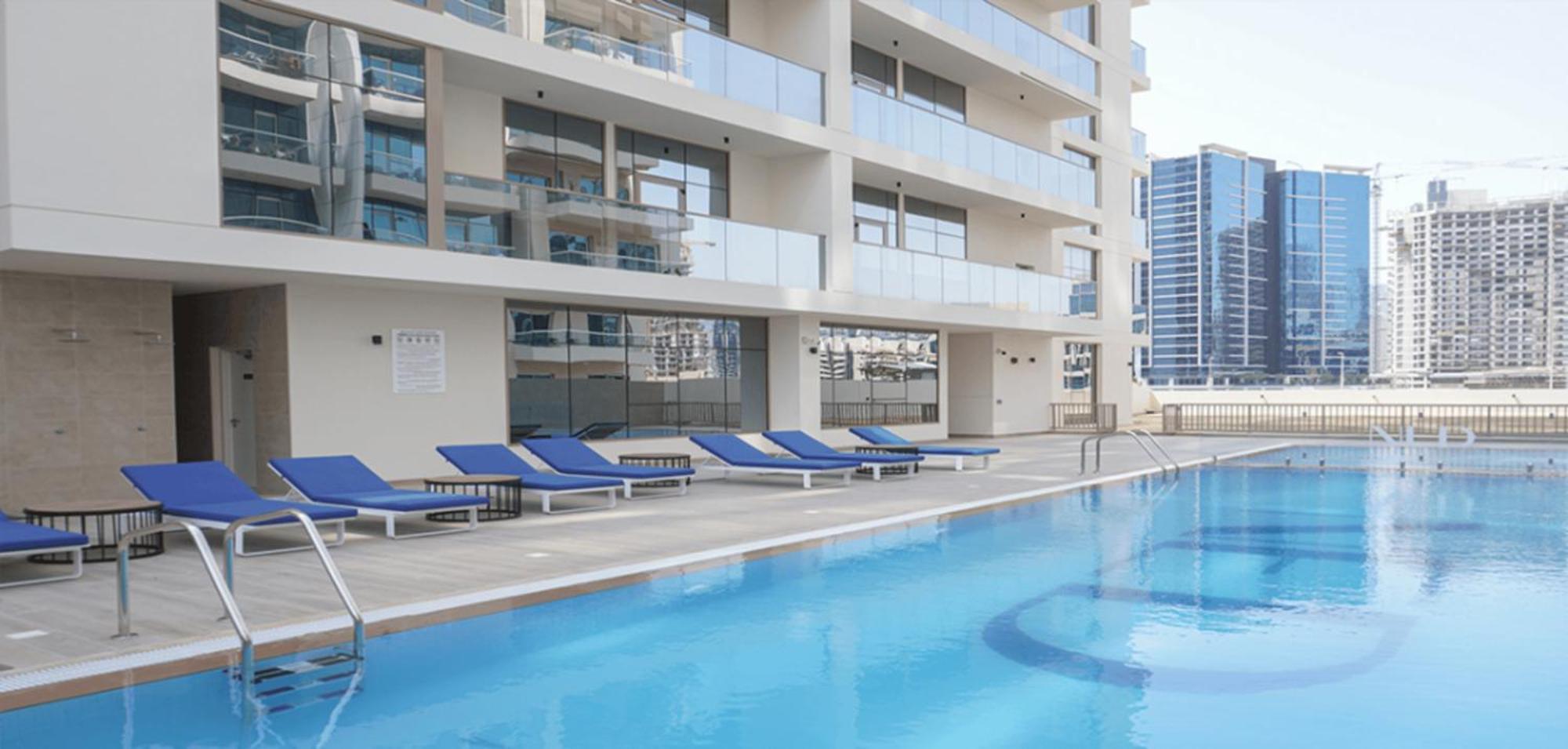 Apartment Fam Living Modern Stay In Canal Bay Scenic Views Near Dubai Hotspots