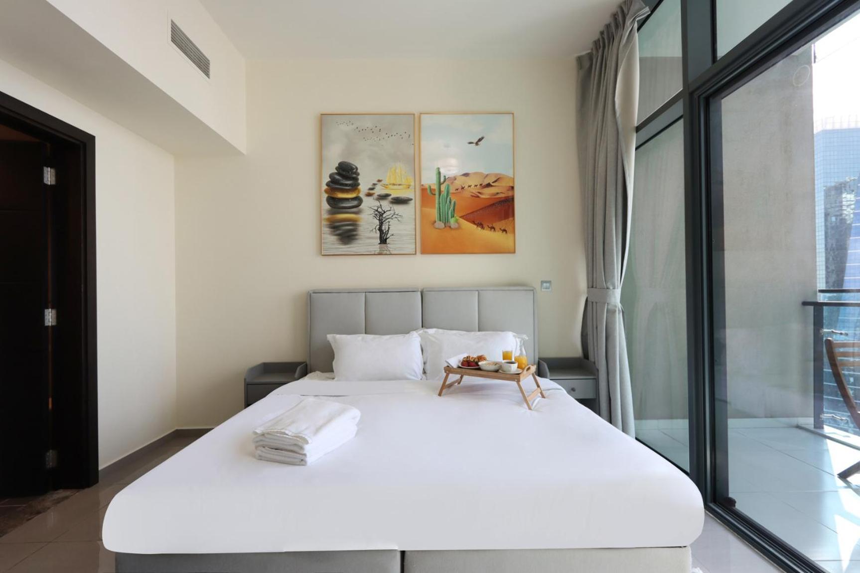 Livbnb - Modern 1 Bed In Merano Tower Apartment *