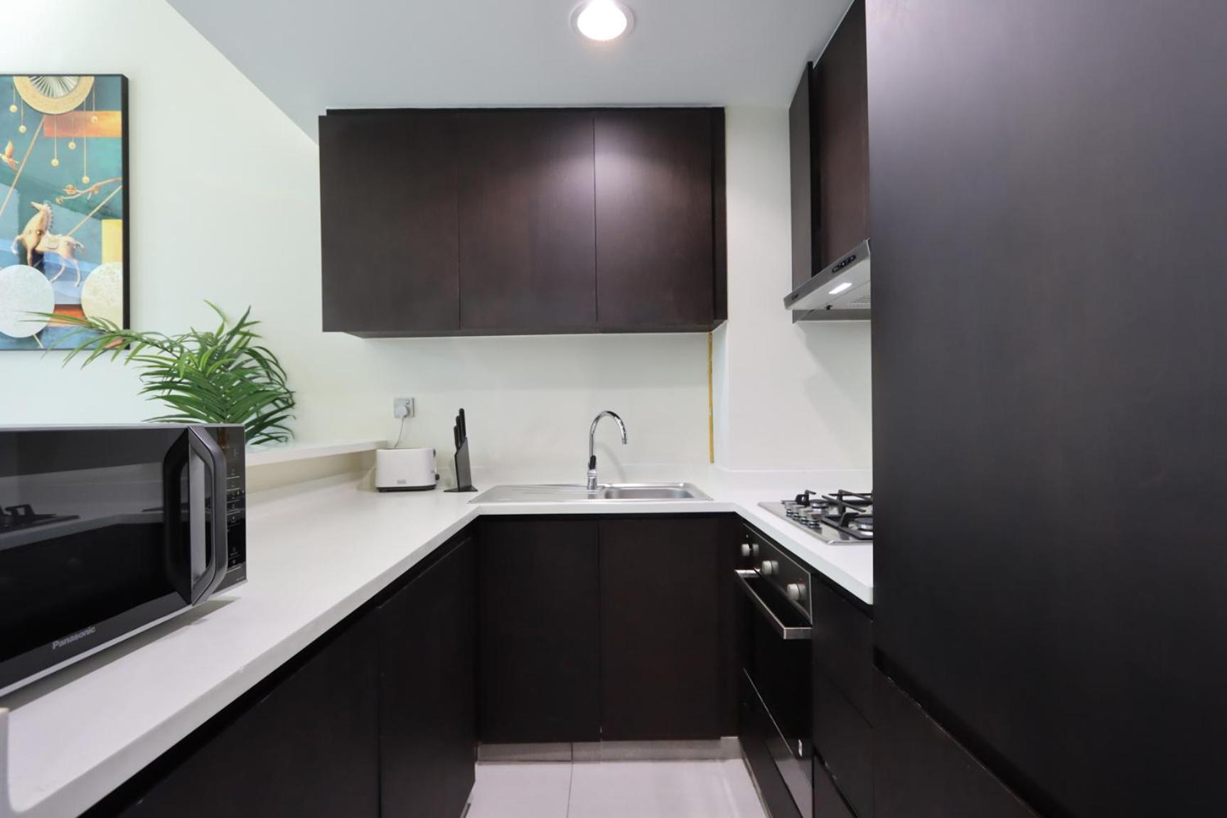 Livbnb - Modern 1 Bed In Merano Tower * Dubai