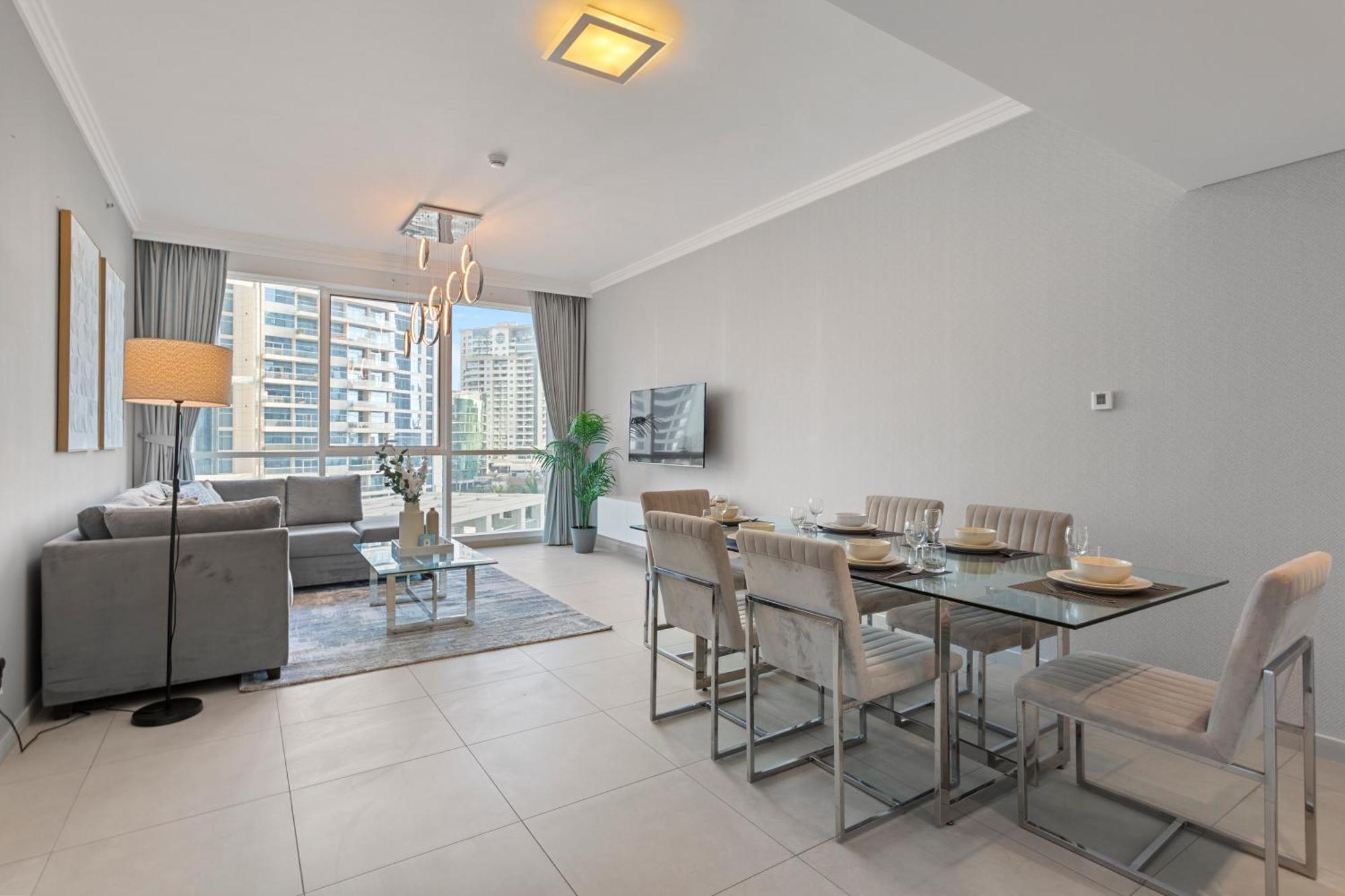 Apartment Serene 2-bedroom Escape With Sea Steps Away In Jbr