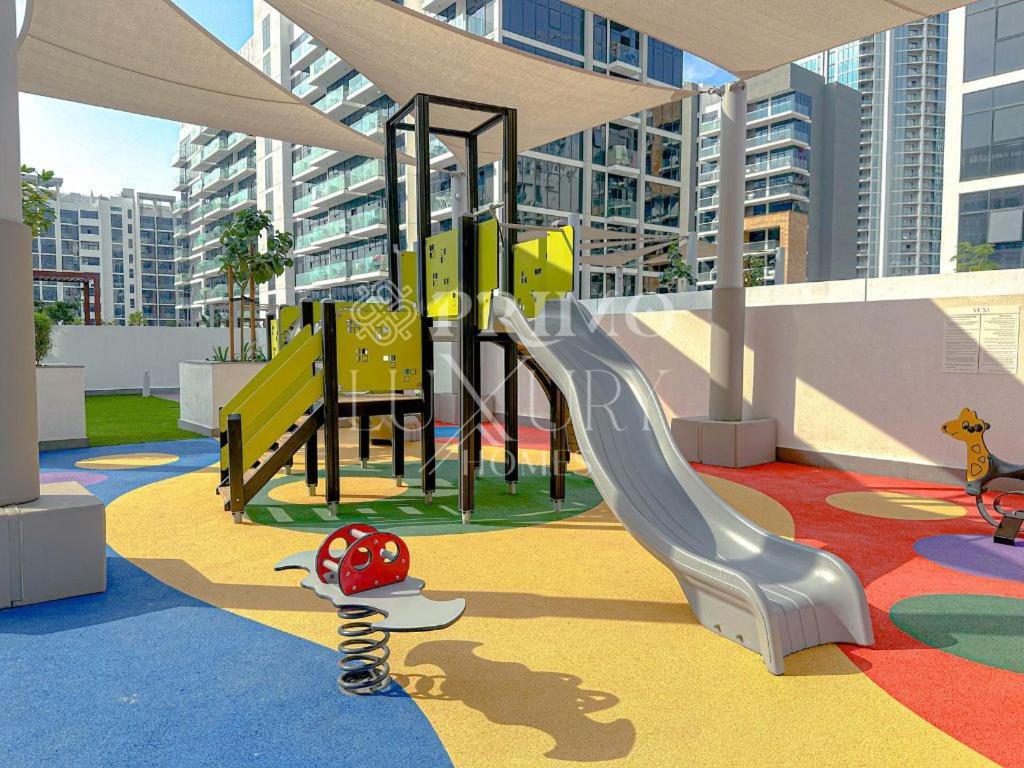 Prime Studio Apt At Azizi Riviera 45, Meydan Dubai