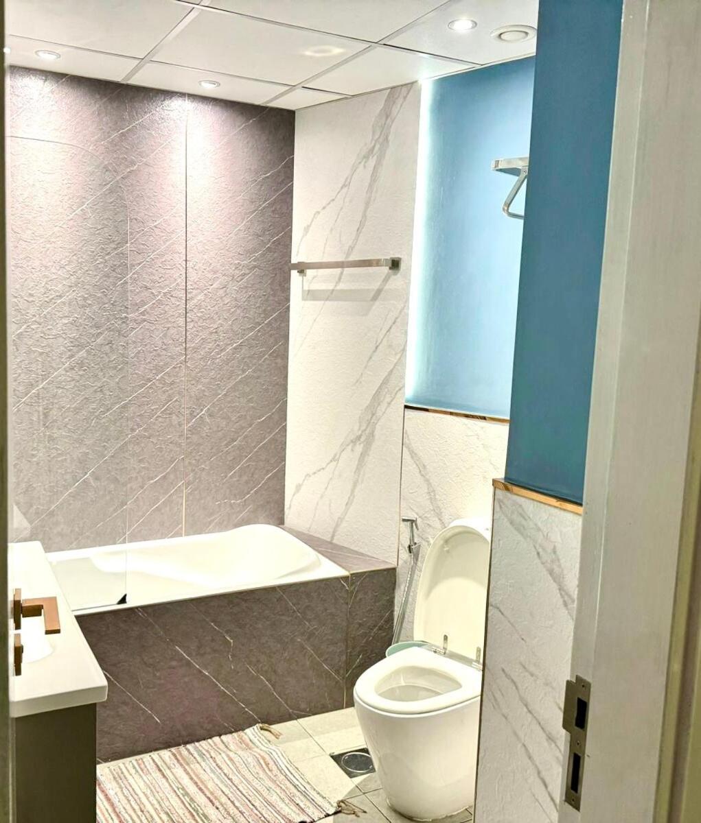 Modern 1 Bedroom In Jvc *