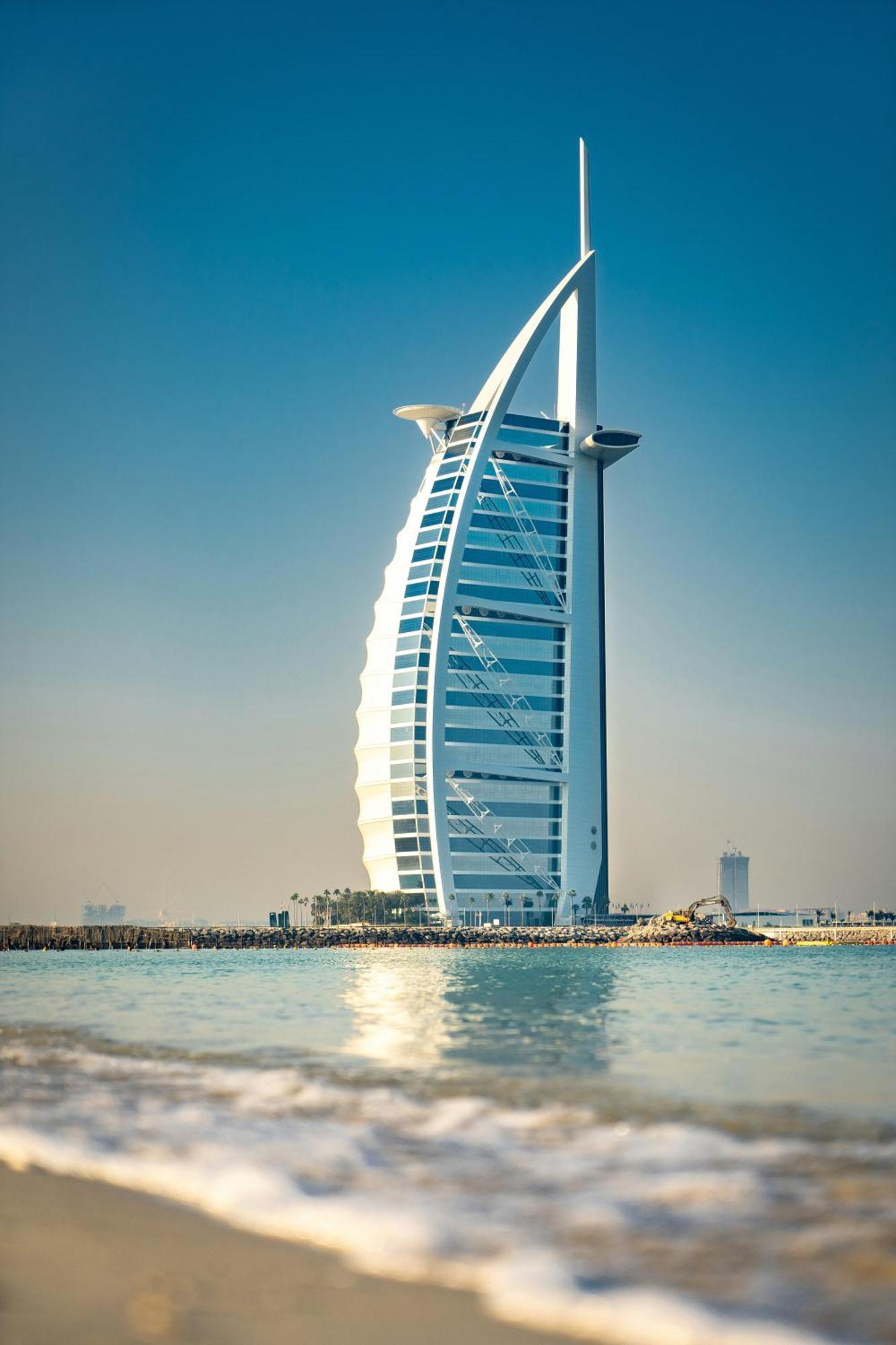 Massive Luxxo Family & Friends House With Terraces, Private Parking, Pool & Quick Access To Mall Villa Dubai