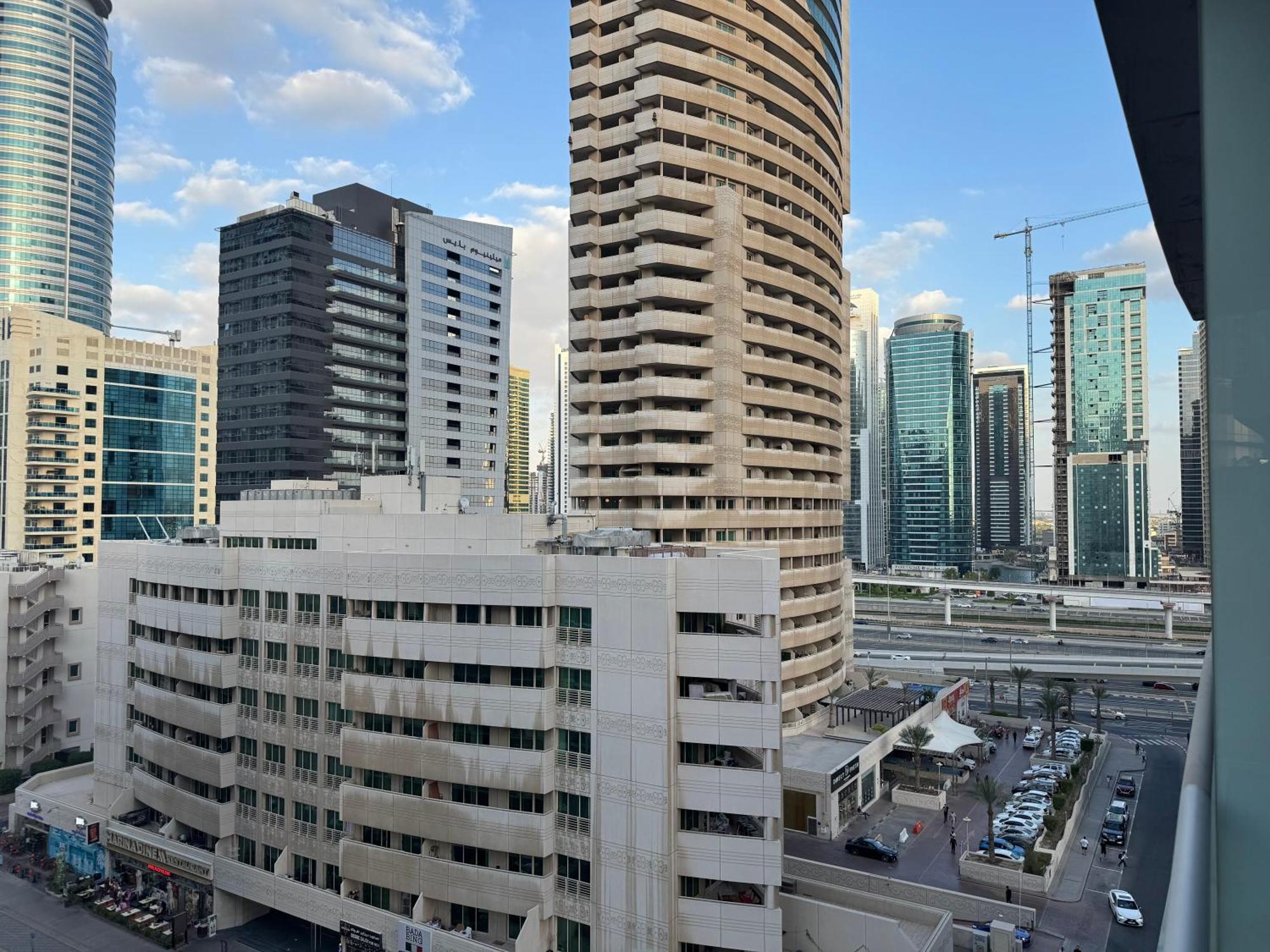 Apartment Prime Location Marina
