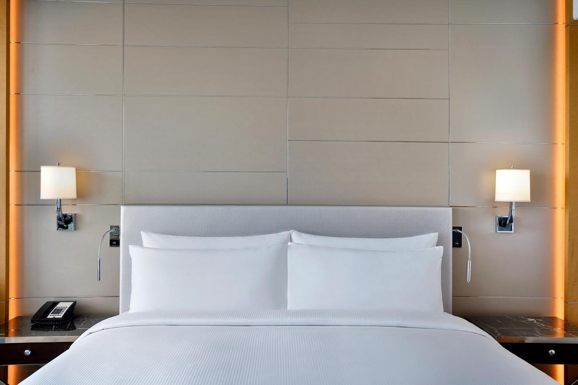 Hilton Palm Jumeirah 5*