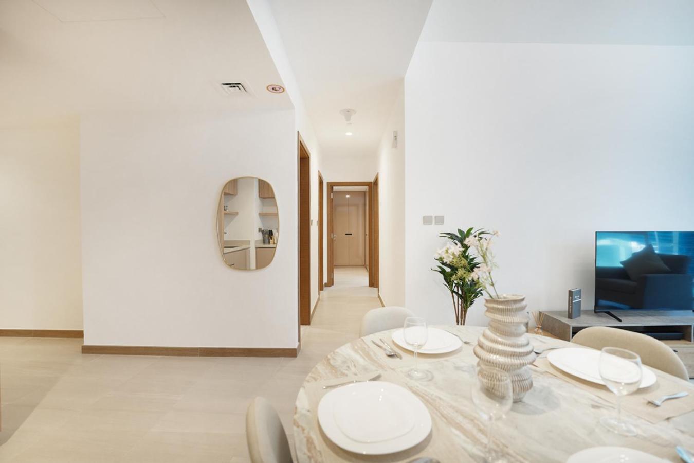 Easygo- Lavish 2br-terrace-view-infinity Pool *