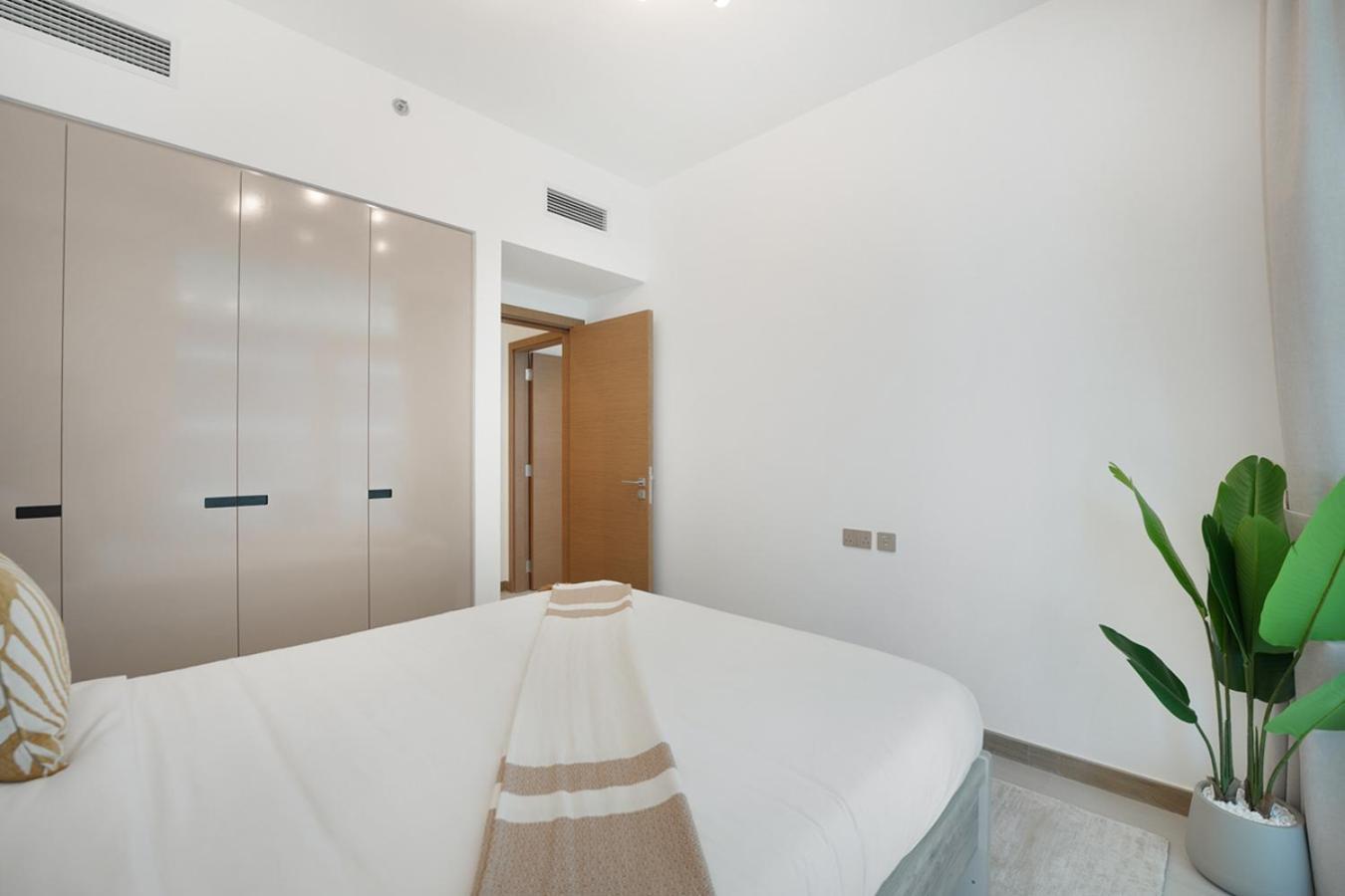 Apartment Easygo- Lavish 2br-terrace-view-infinity Pool