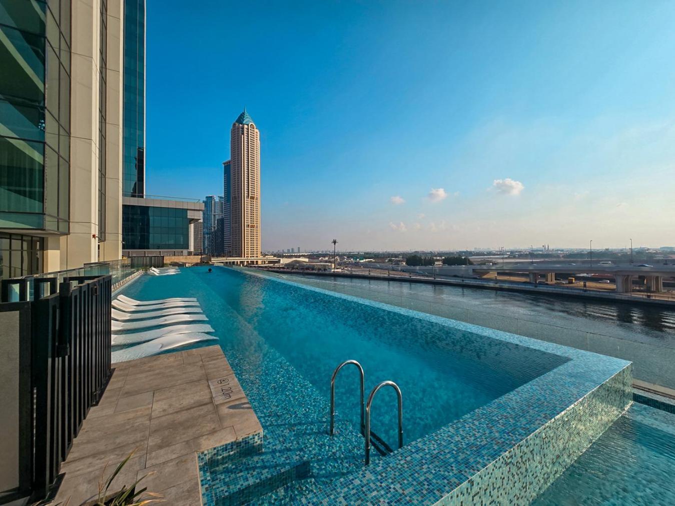 Apartment Easygo- Lavish 2br-terrace-view-infinity Pool