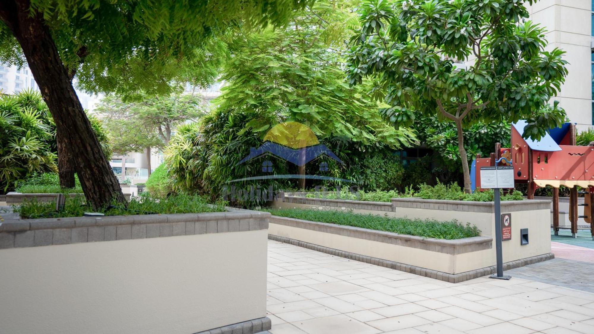 Villa Holidays R Us 4 Bedroom Boulevard View Dubai
