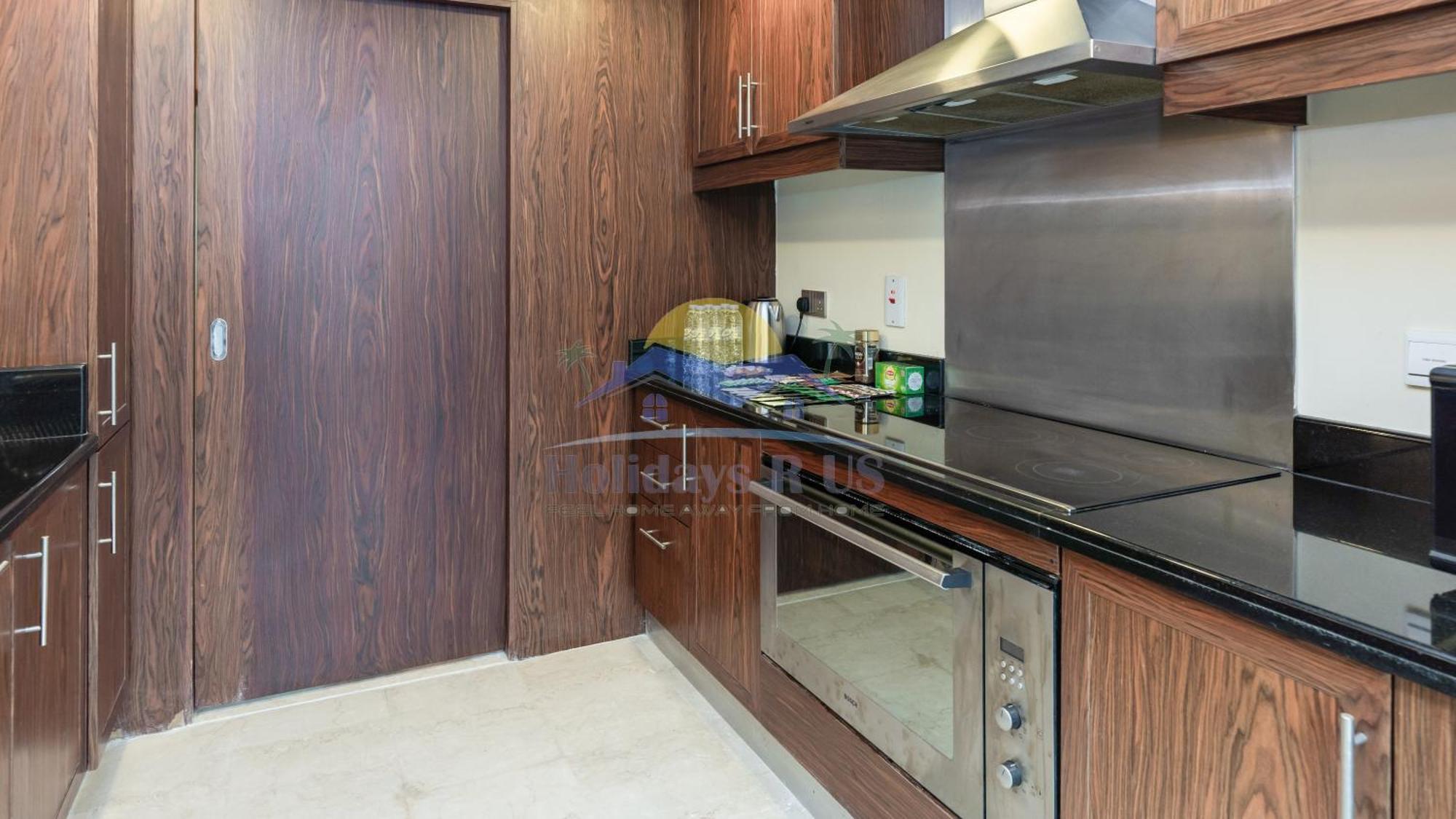 Holidays R Us 4 Bedroom Boulevard View Villa