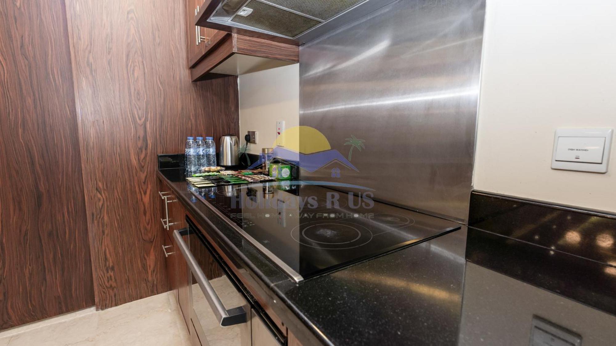 Holidays R Us 4 Bedroom Boulevard View * Dubai
