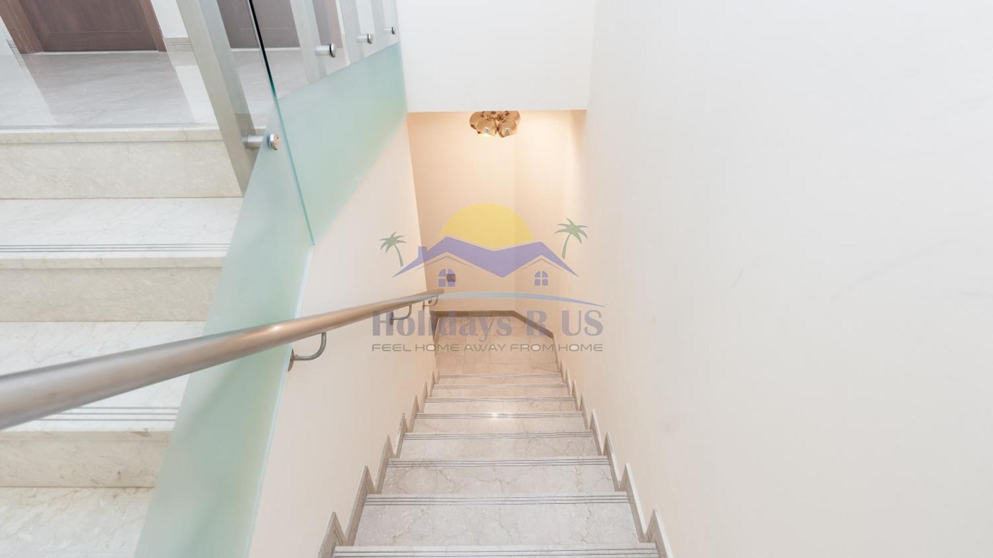 Villa Holidays R Us 4 Bedroom Boulevard View
