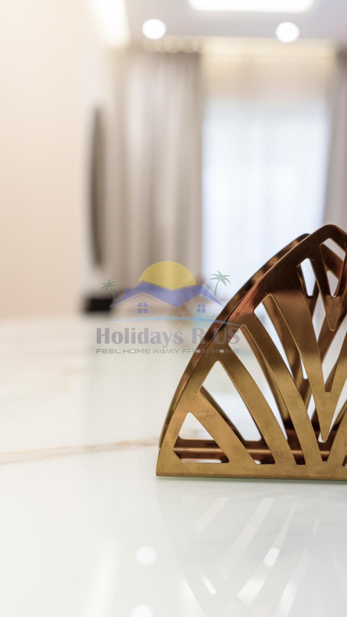 Holidays R Us 4 Bedroom Boulevard View Villa *