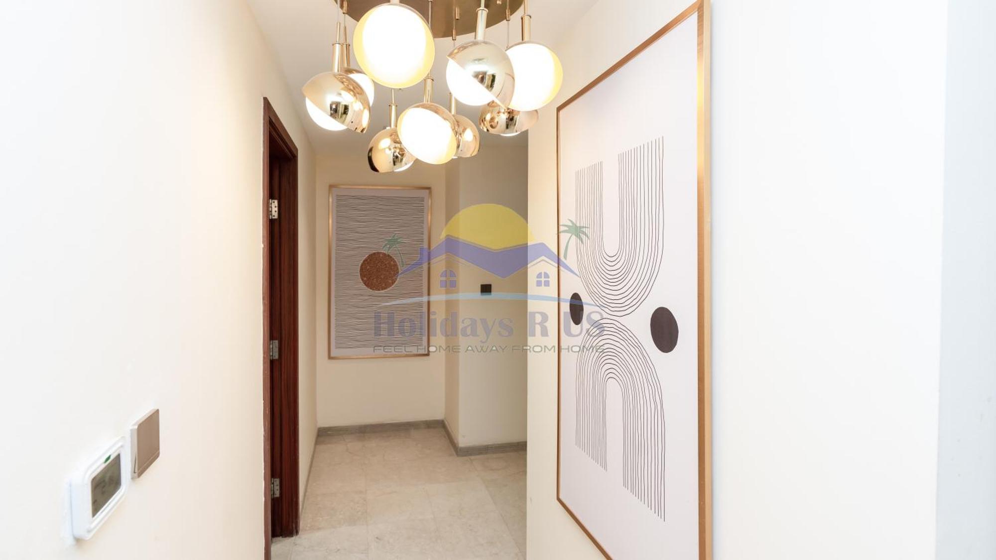 Holidays R Us 4 Bedroom Boulevard View * Dubai