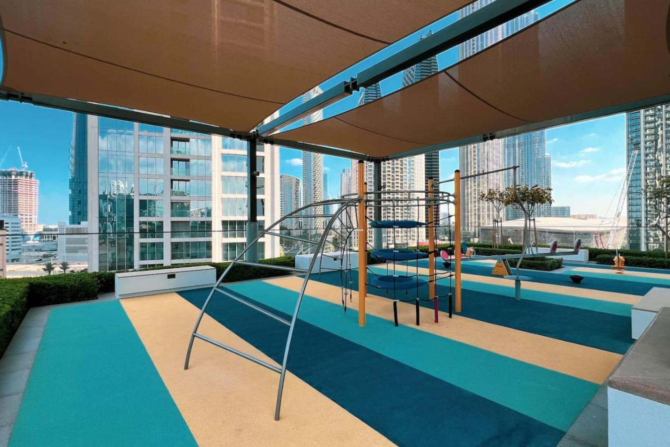 Apartment Modern Comfort - Views In Prime Downtown - 2br 6 Guests