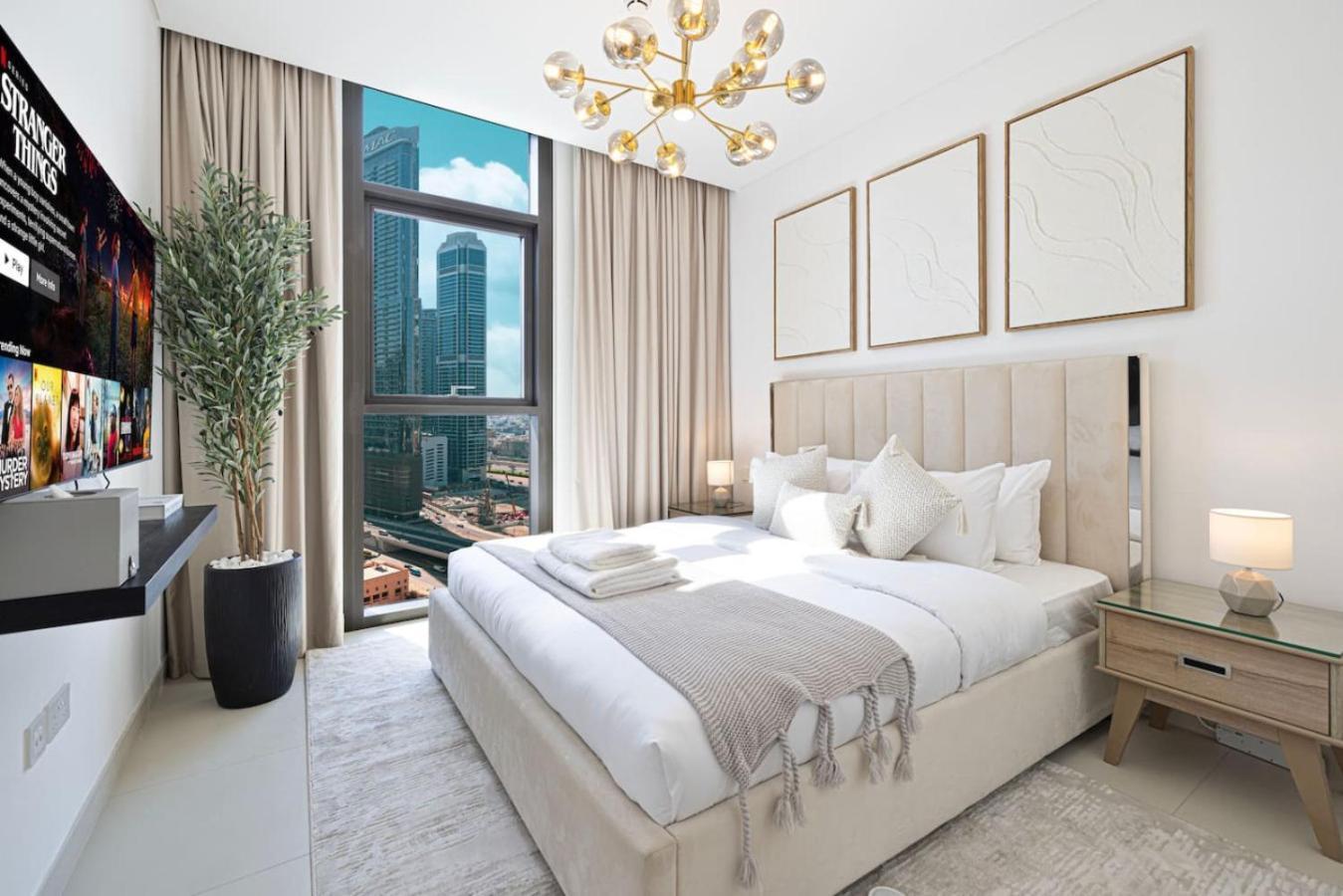 Apartment Modern Comfort - Views In Prime Downtown - 2br 6 Guests