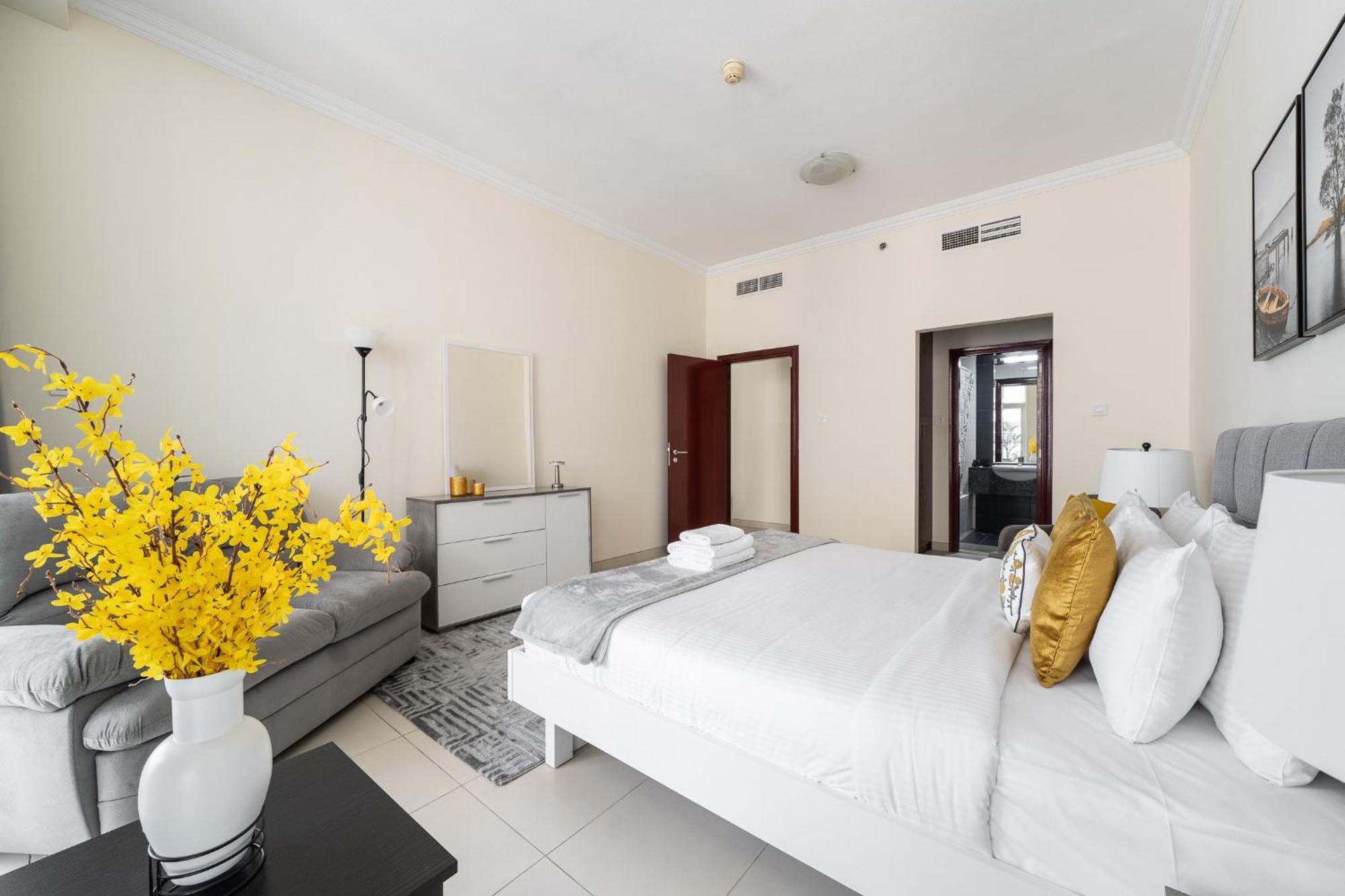Spacious 2-Bedroom Apartment At Missoni, Steps From Dubai Canal, Business Bay Dubai
