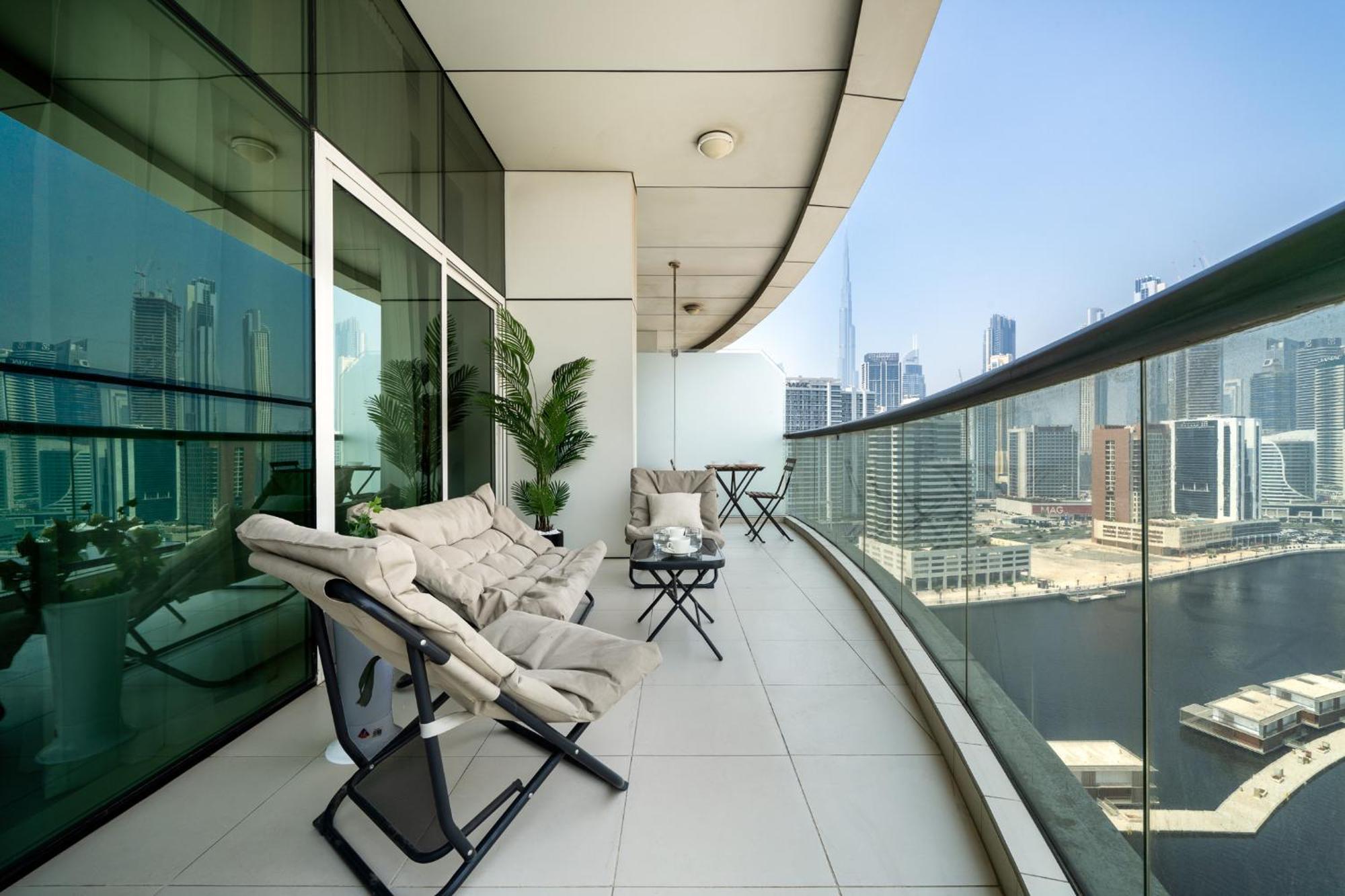 Spacious 2-Bedroom Apartment At Missoni, Steps From Dubai Canal, Business Bay * Dubai