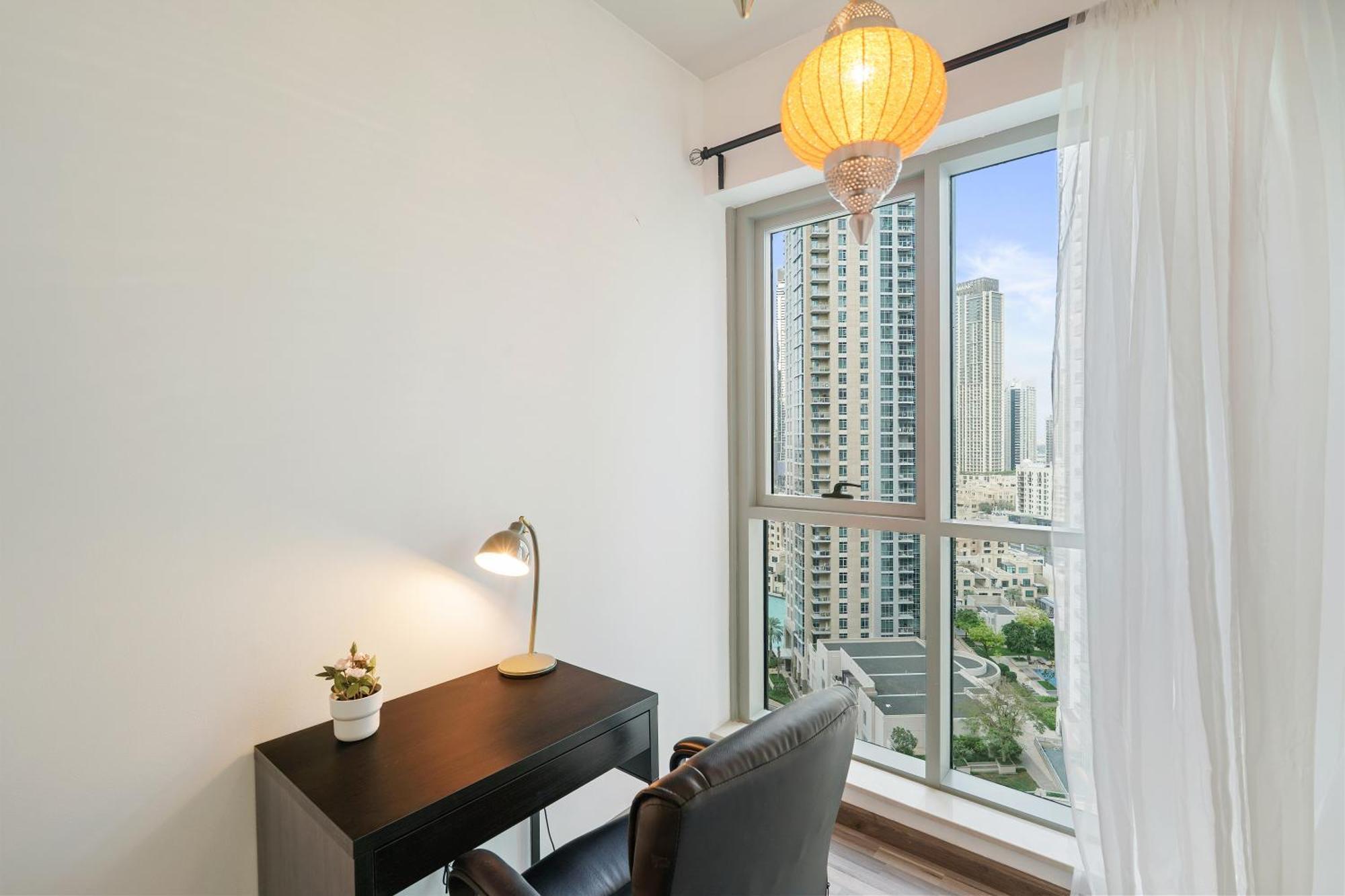 2br In Downtown With Burj Khalifa & Fountain Views * Dubai