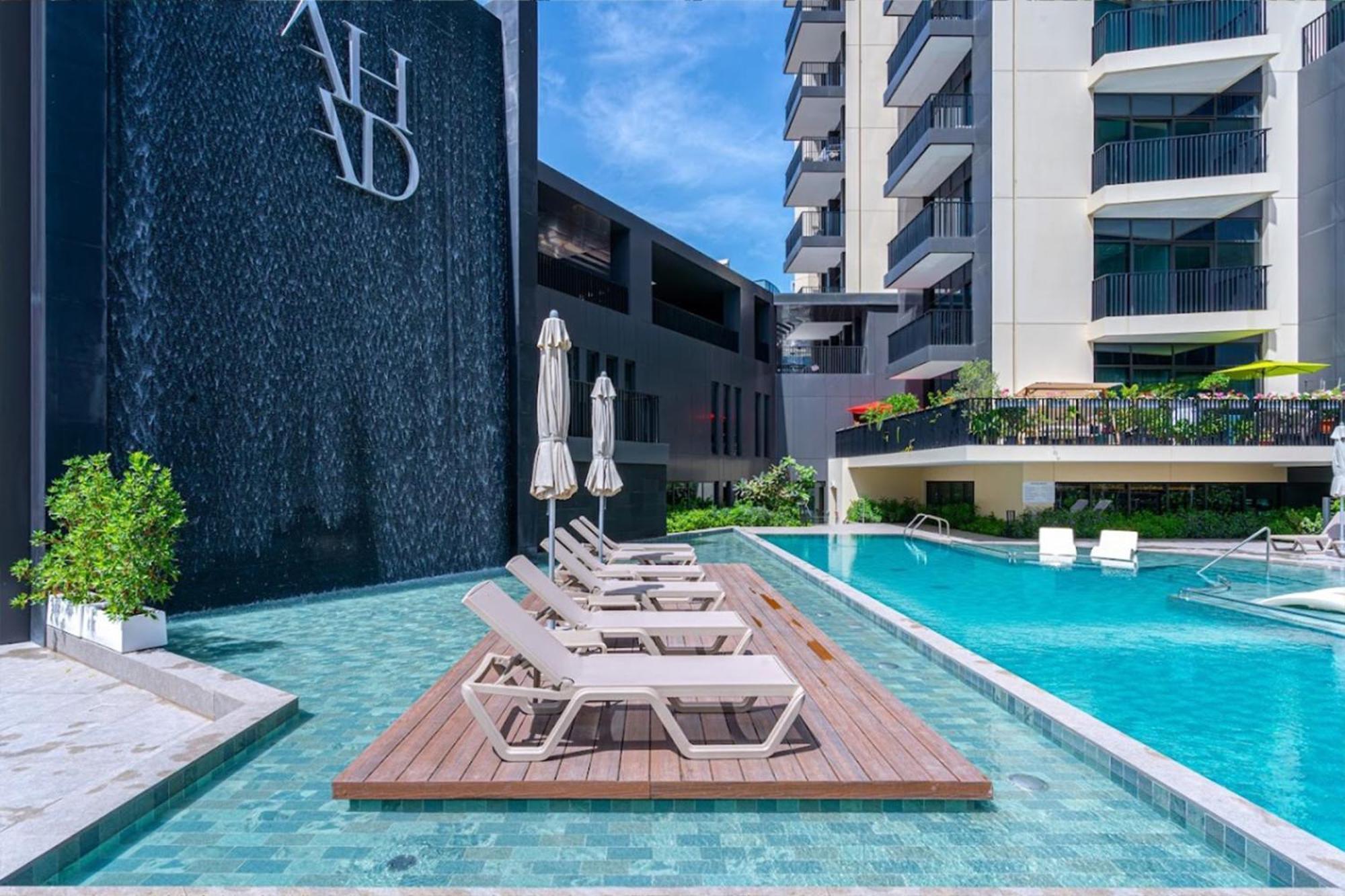 Vserve Modern Oasis Canal & Burj Views *