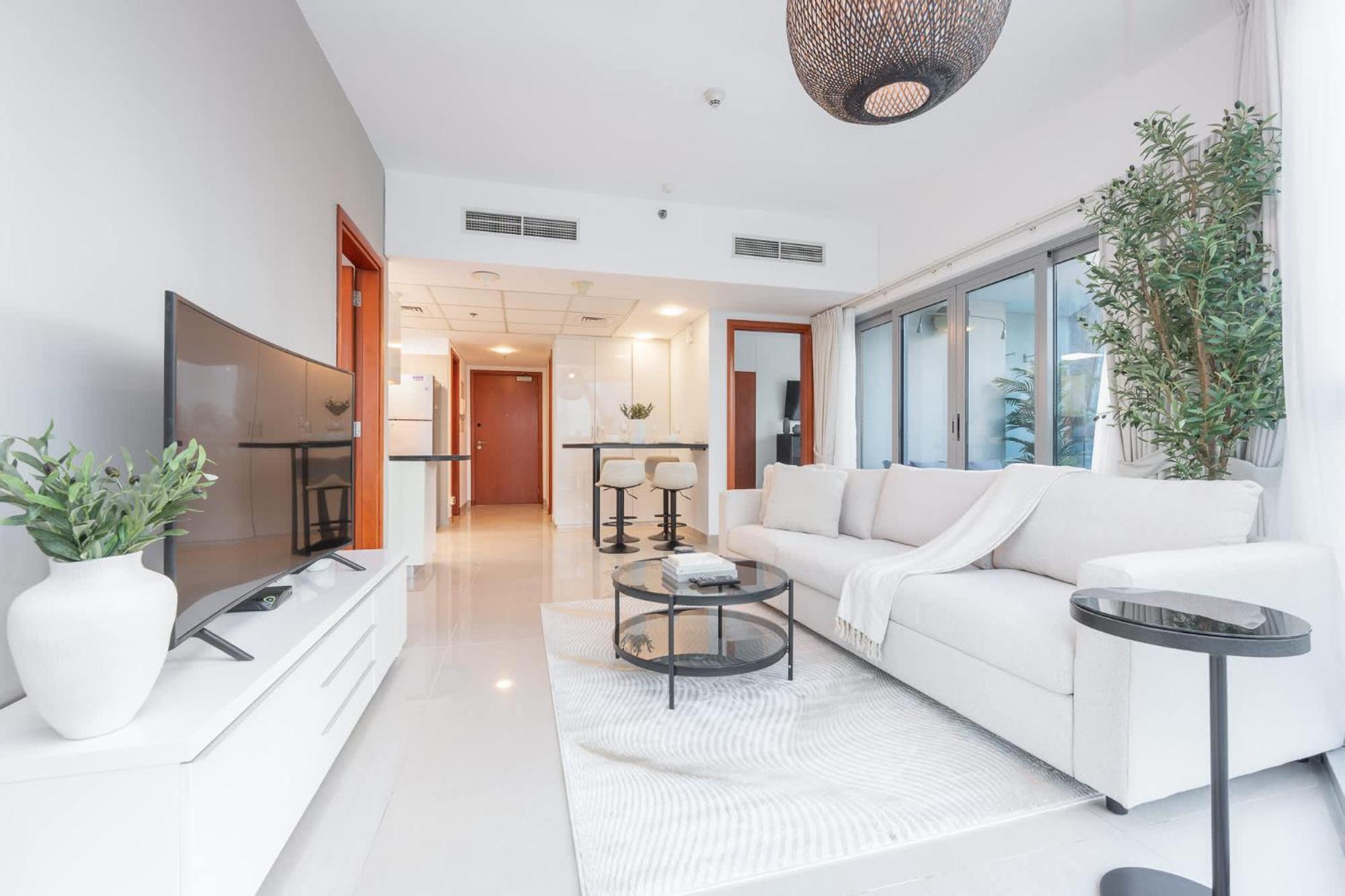 Well-furnished 3 Bedroom In Park Towers Difc