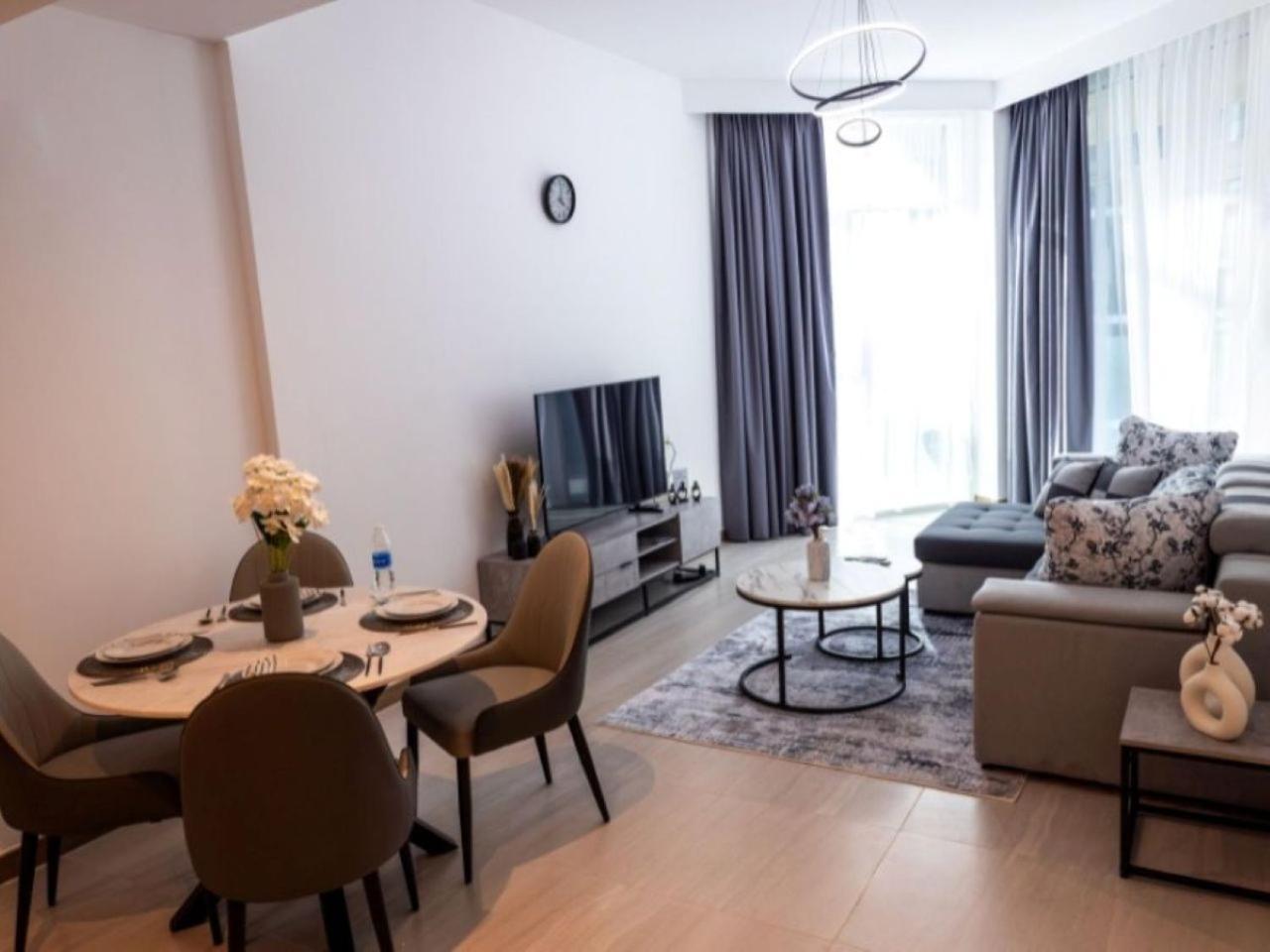 Fresh Luxury 2br With Amazing View Dubai