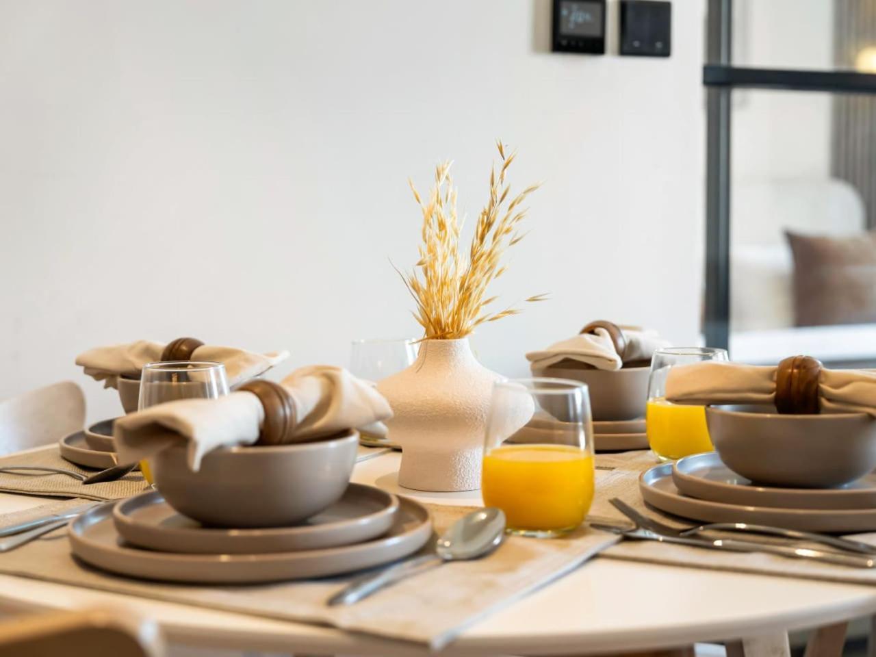 Contemporary 1br In Collective 2.0 Luxury And Comfort Apartment *