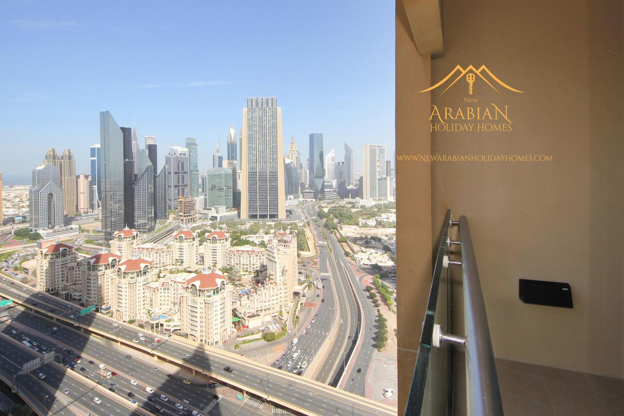 New Arabian -address Emaar Fashion Avenue Apartment Dubai