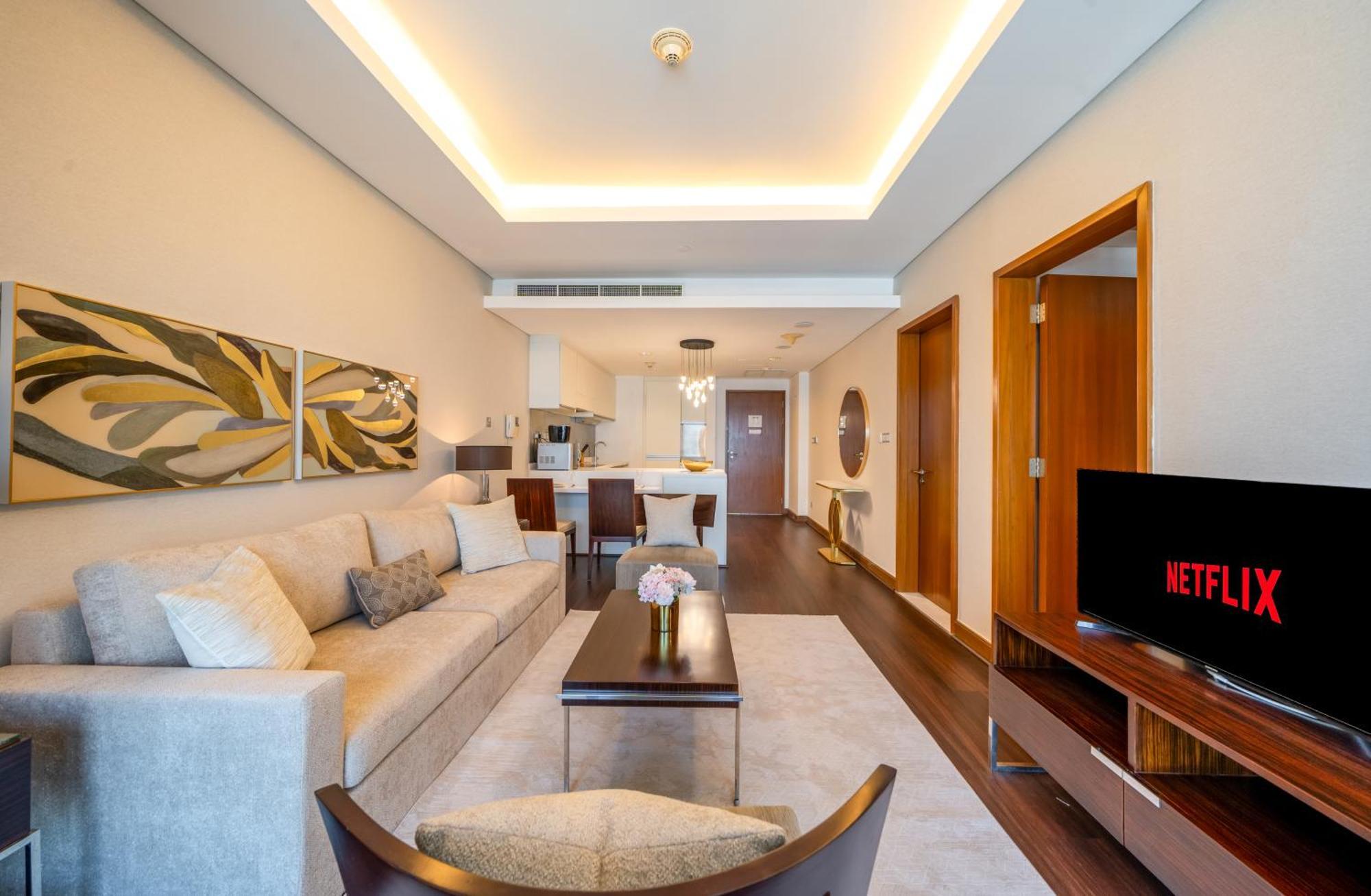 New Arabian -address Emaar Fashion Avenue Apartment